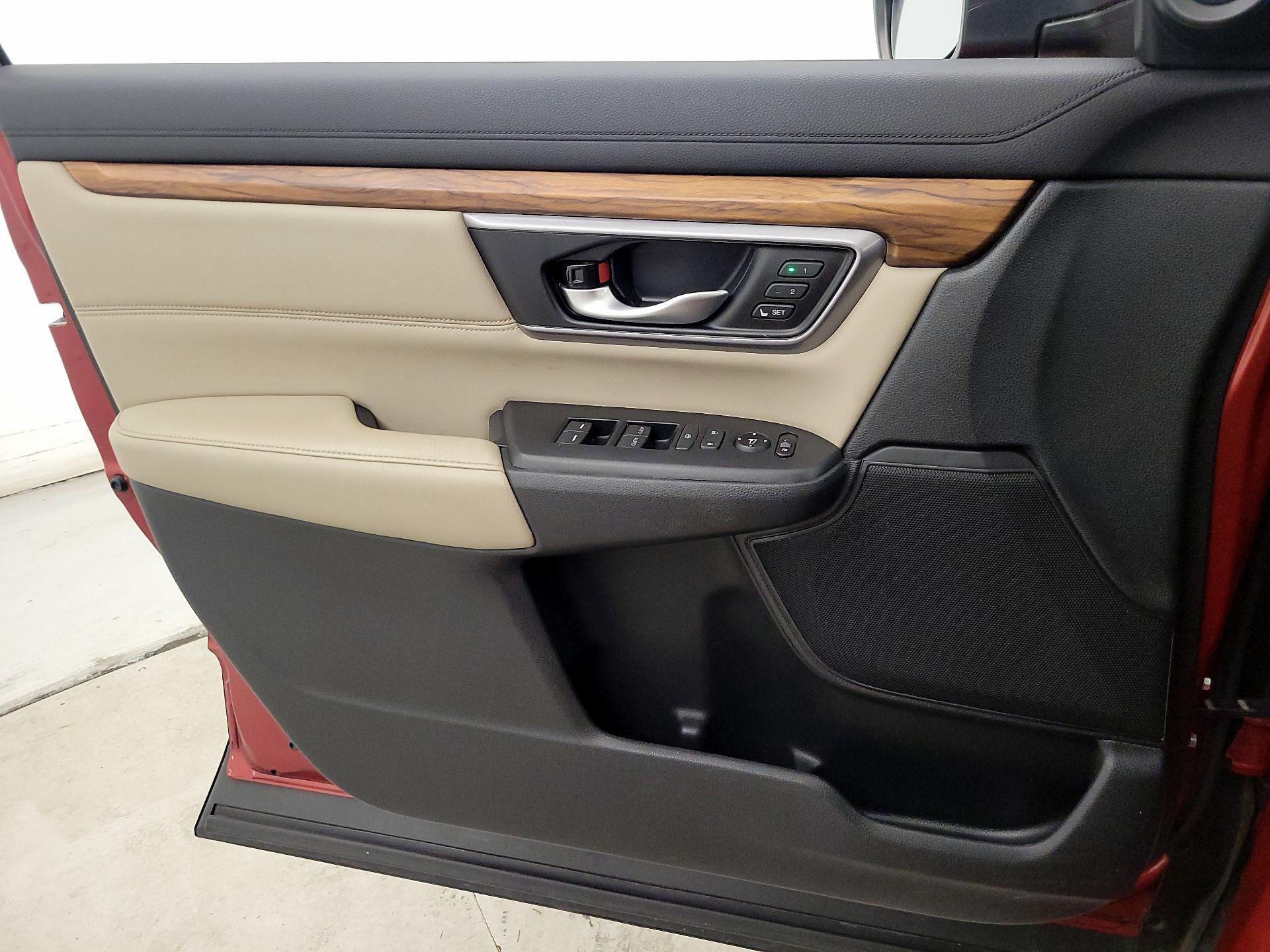 Thumbnail: 2017 Honda CR-V - 12