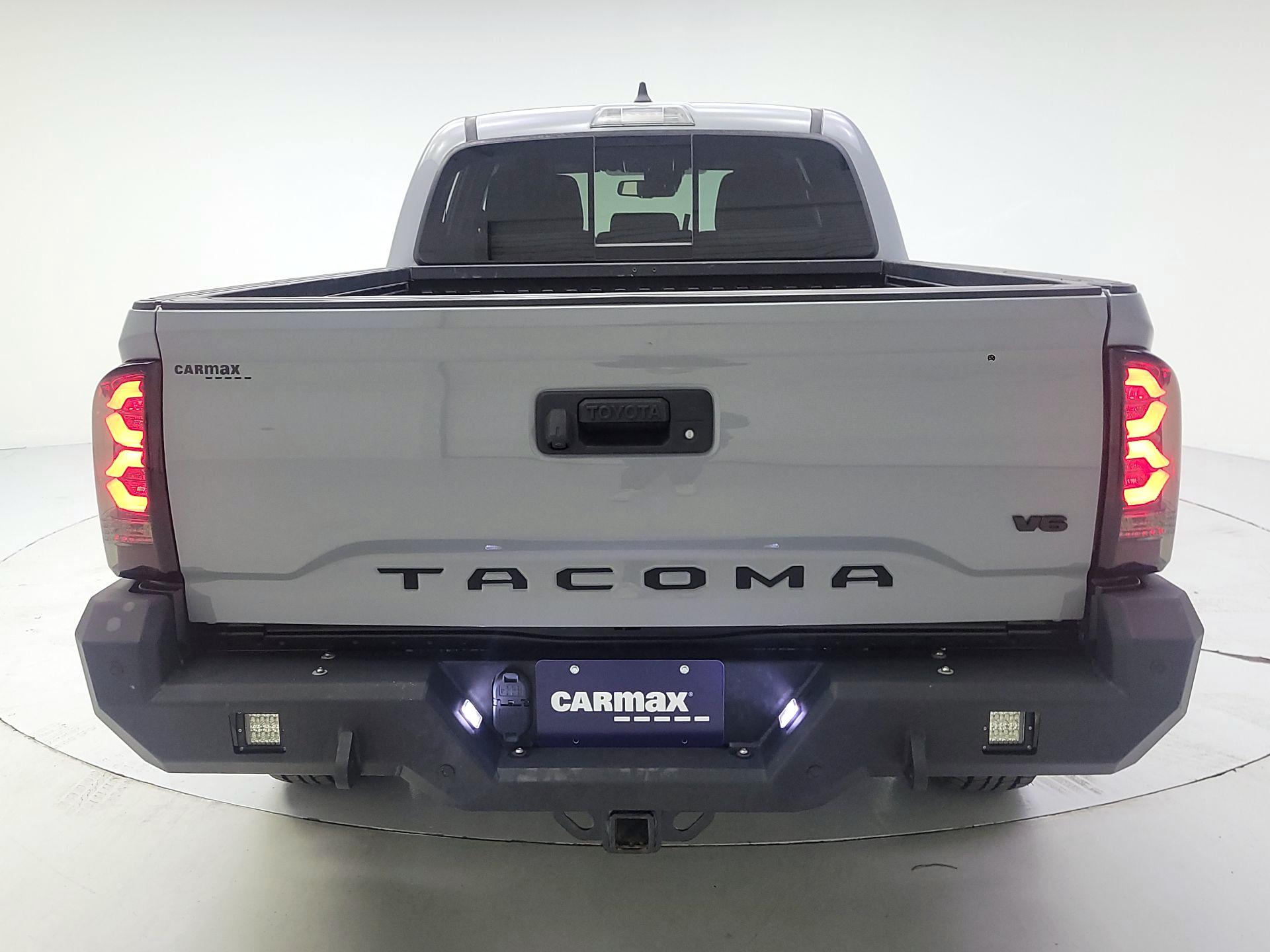 Thumbnail: 2021 Toyota Tacoma - 6