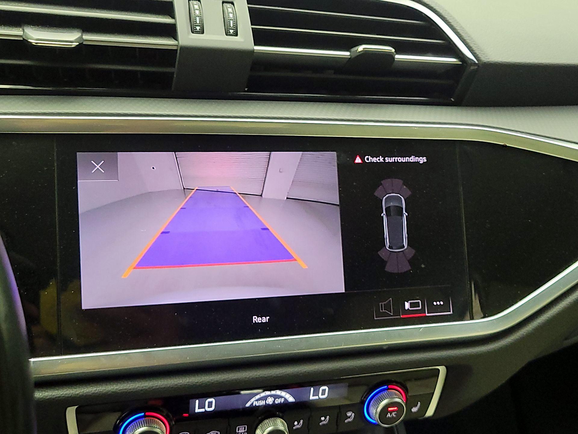 Thumbnail: 2024 Audi Q3 - 12