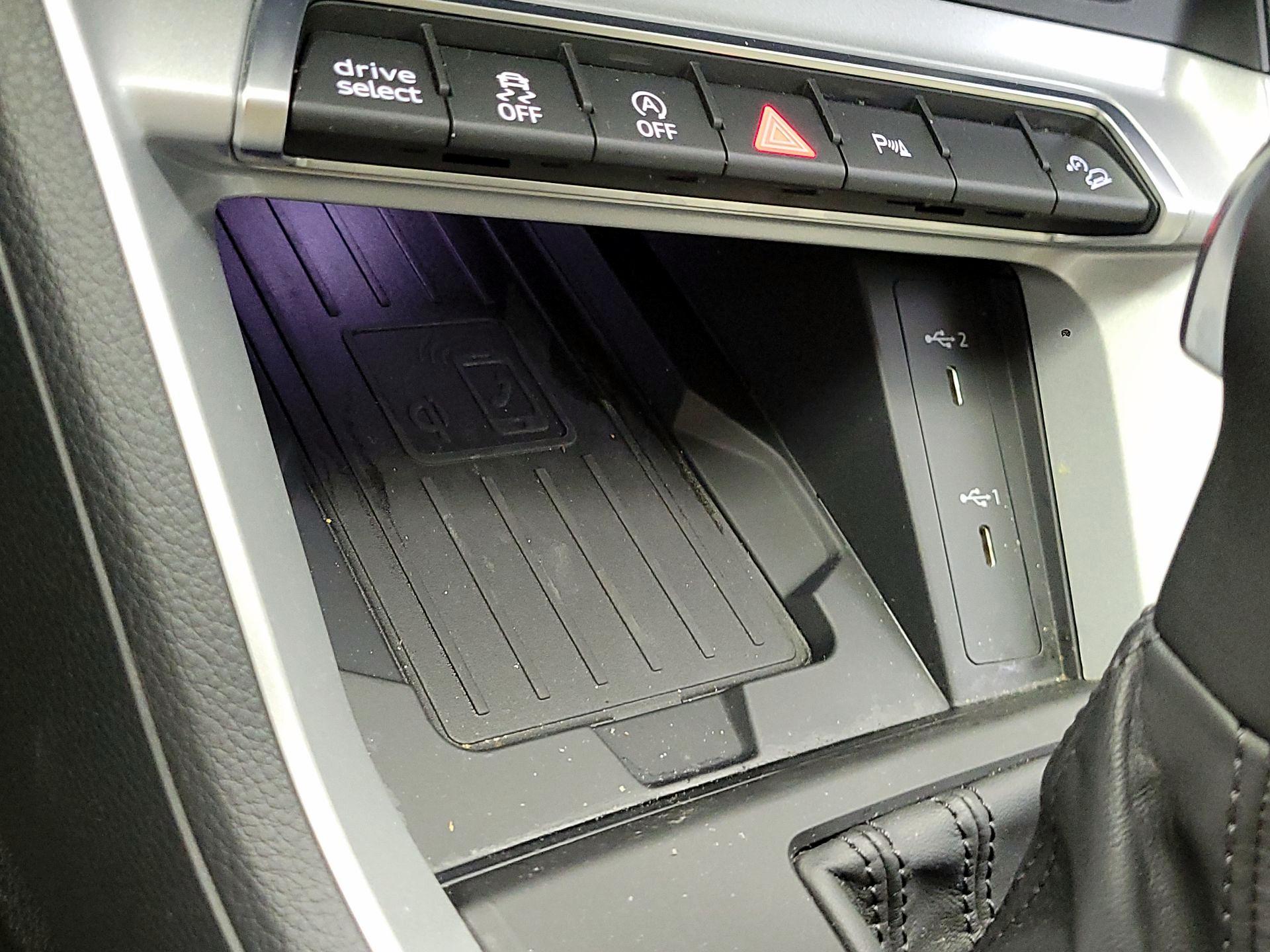 Thumbnail: 2024 Audi Q3 - 16