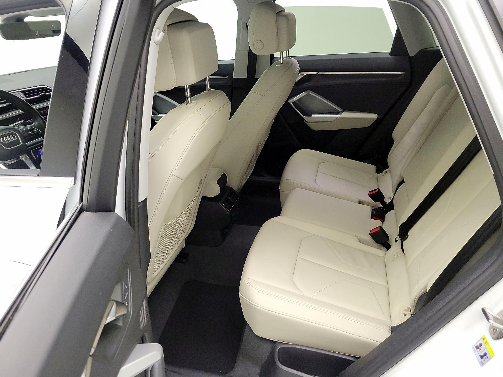 Thumbnail: 2024 Audi Q3 - 18