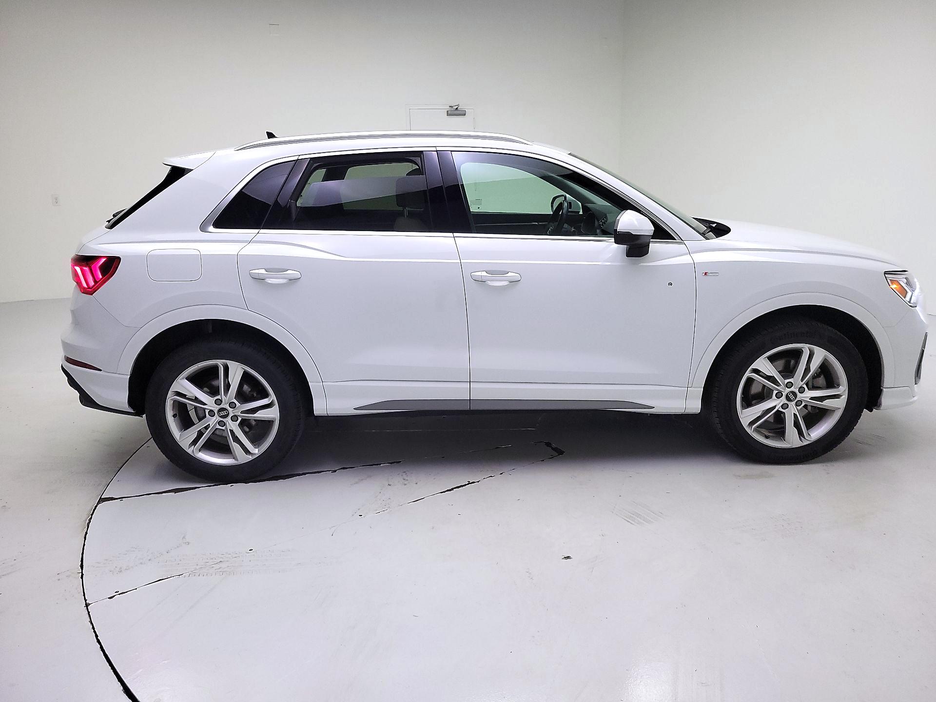 Thumbnail: 2024 Audi Q3 - 4