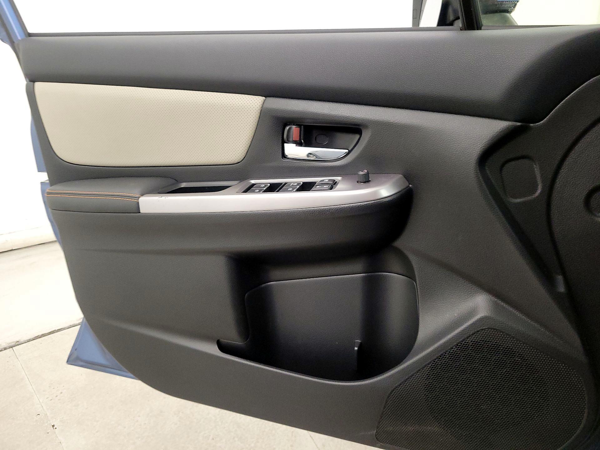 Thumbnail: 2016 Subaru XV Crosstrek - 12