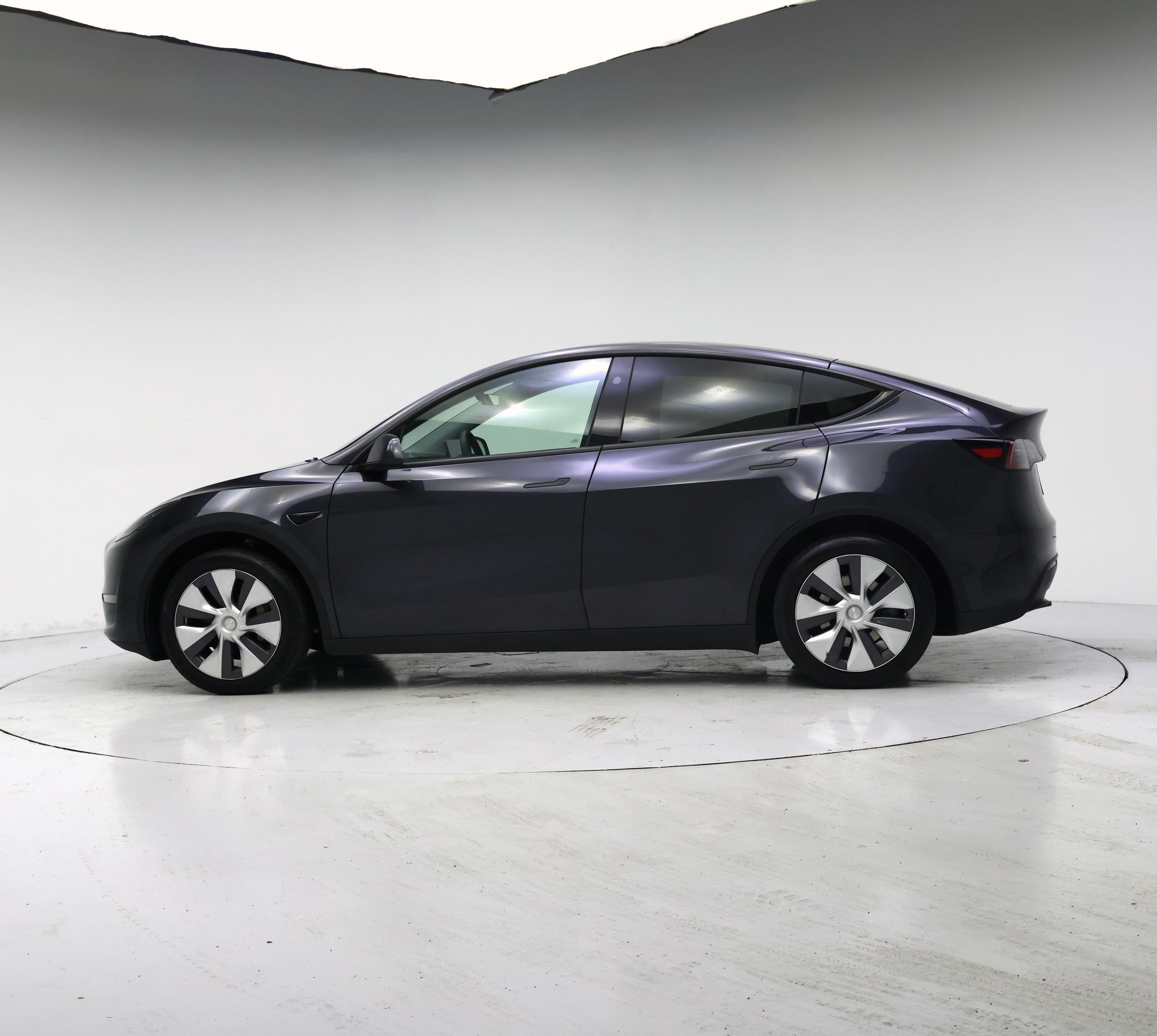 Thumbnail: 2024 Tesla Model Y - 3