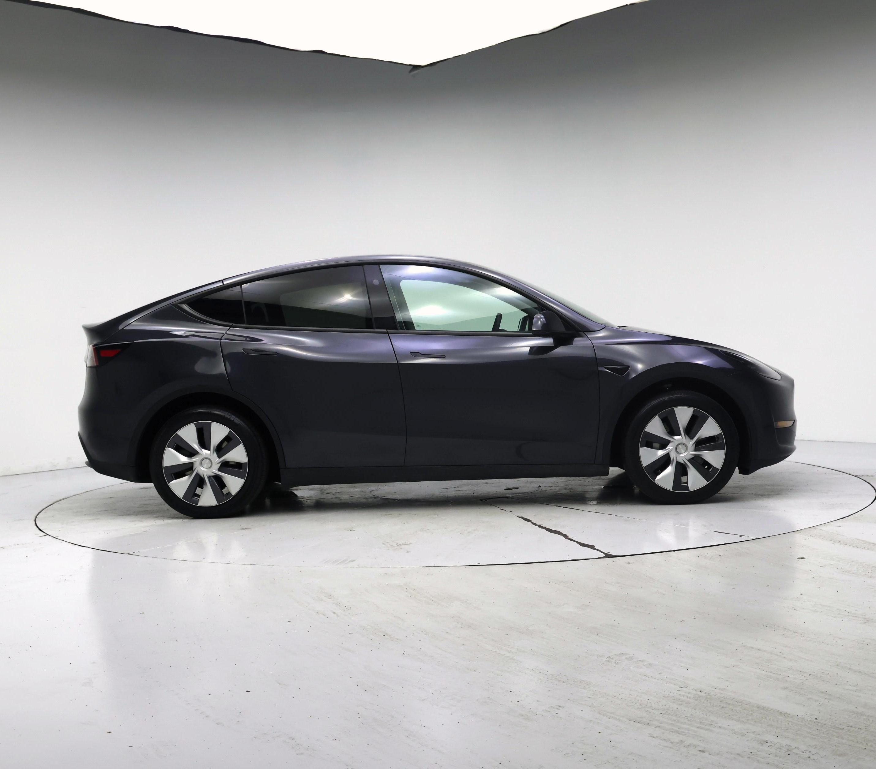 Thumbnail: 2024 Tesla Model Y - 7