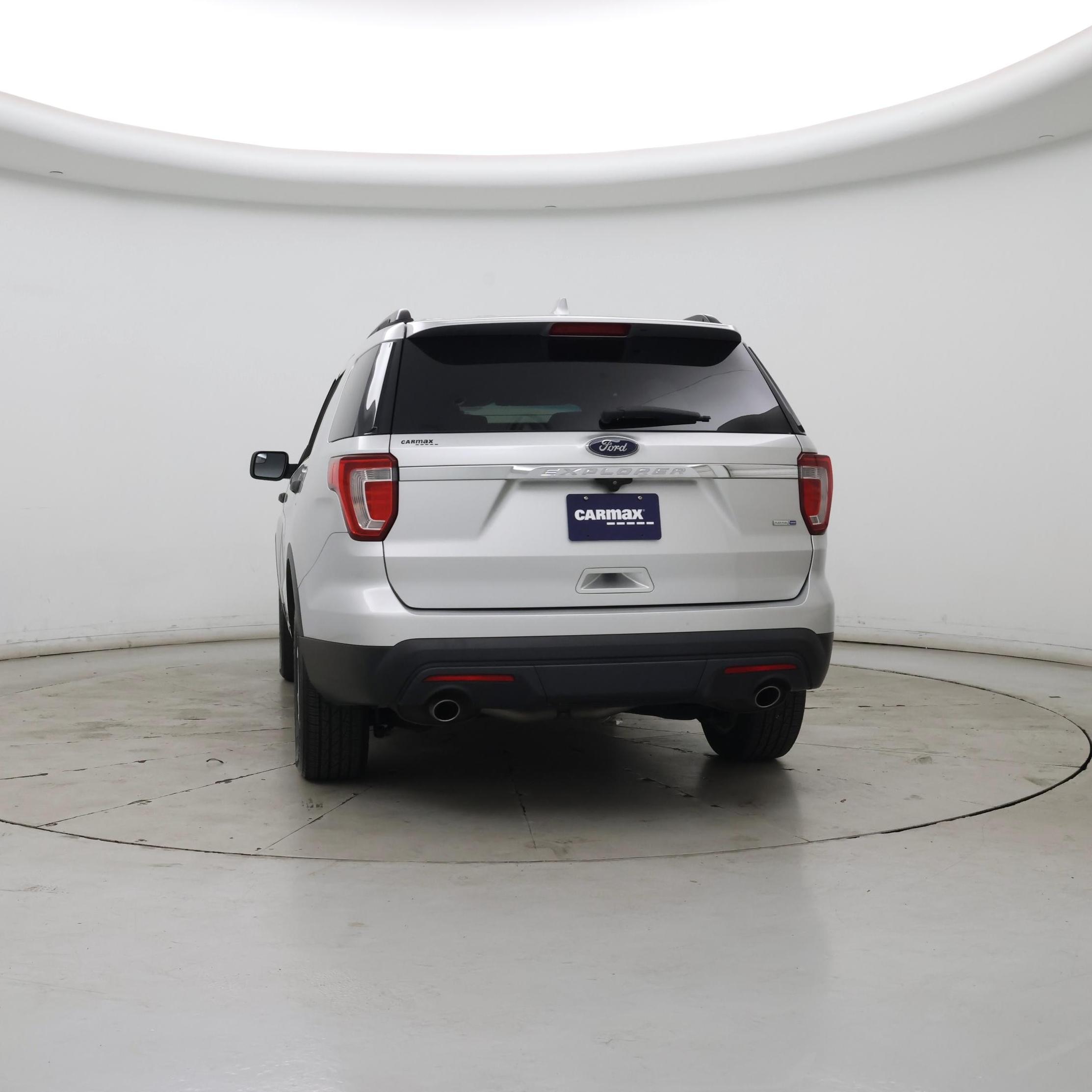 Thumbnail: 2016 Ford Explorer - 6