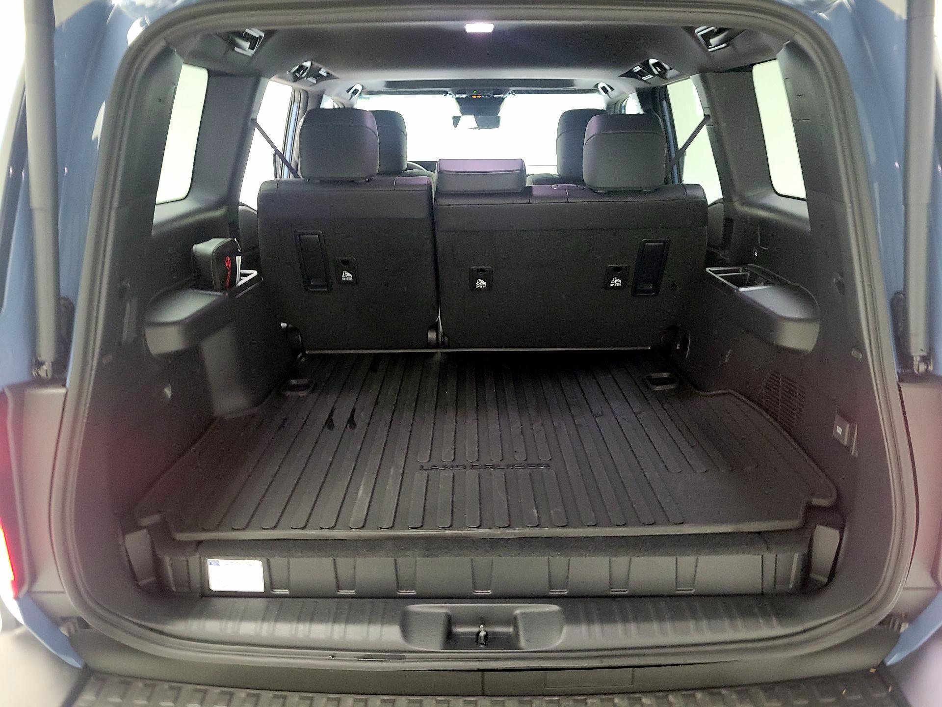 Thumbnail: 2026 Toyota Land Cruiser - 19