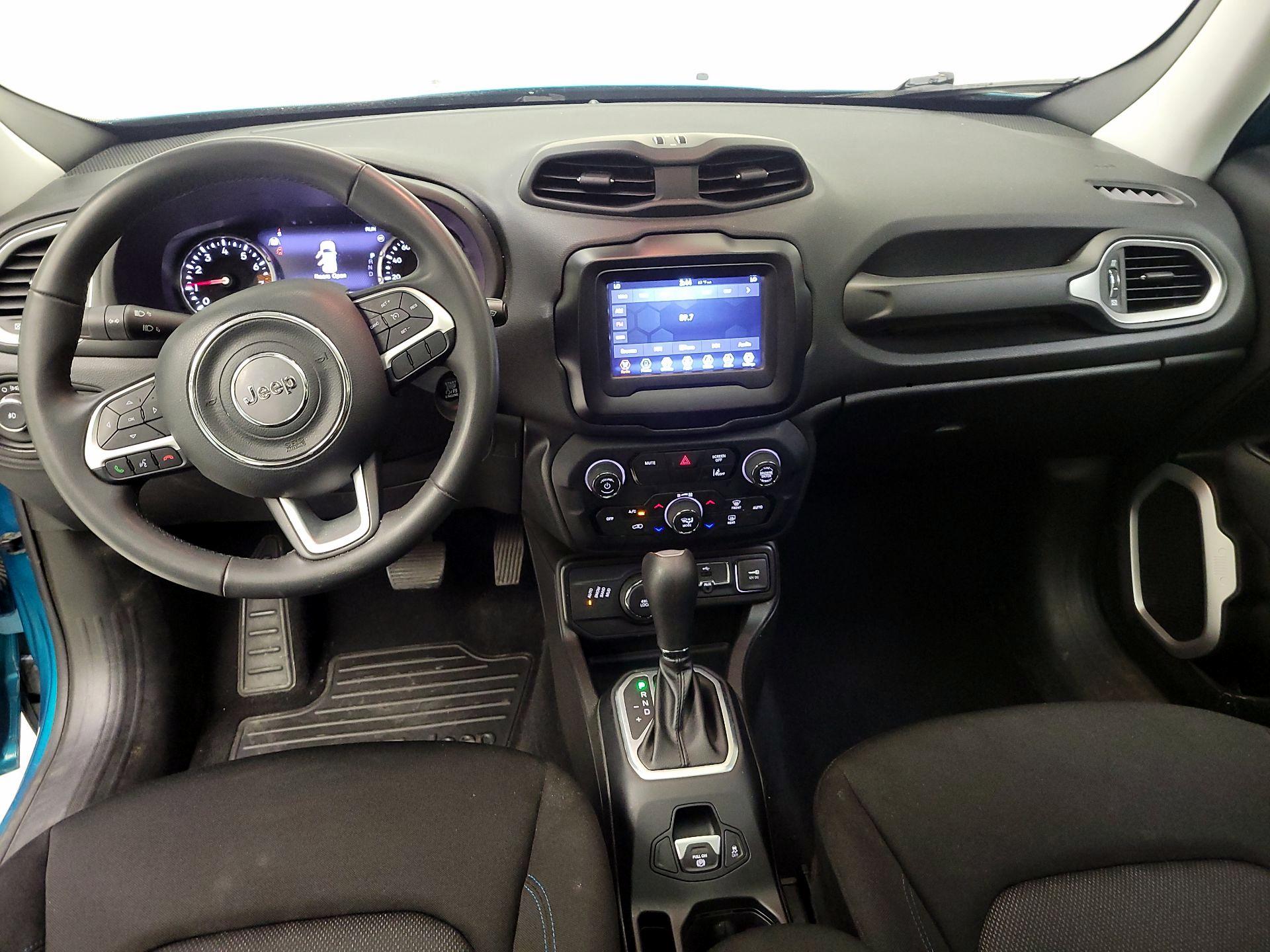 Thumbnail: 2021 Jeep Renegade - 9