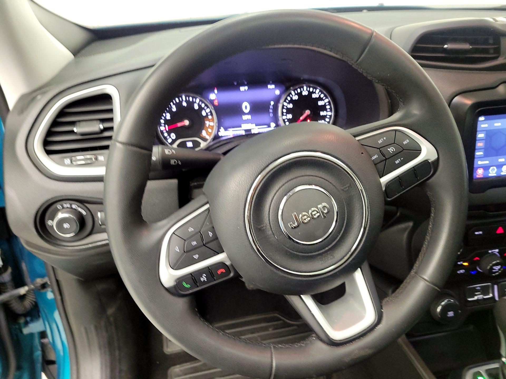 Thumbnail: 2021 Jeep Renegade - 10
