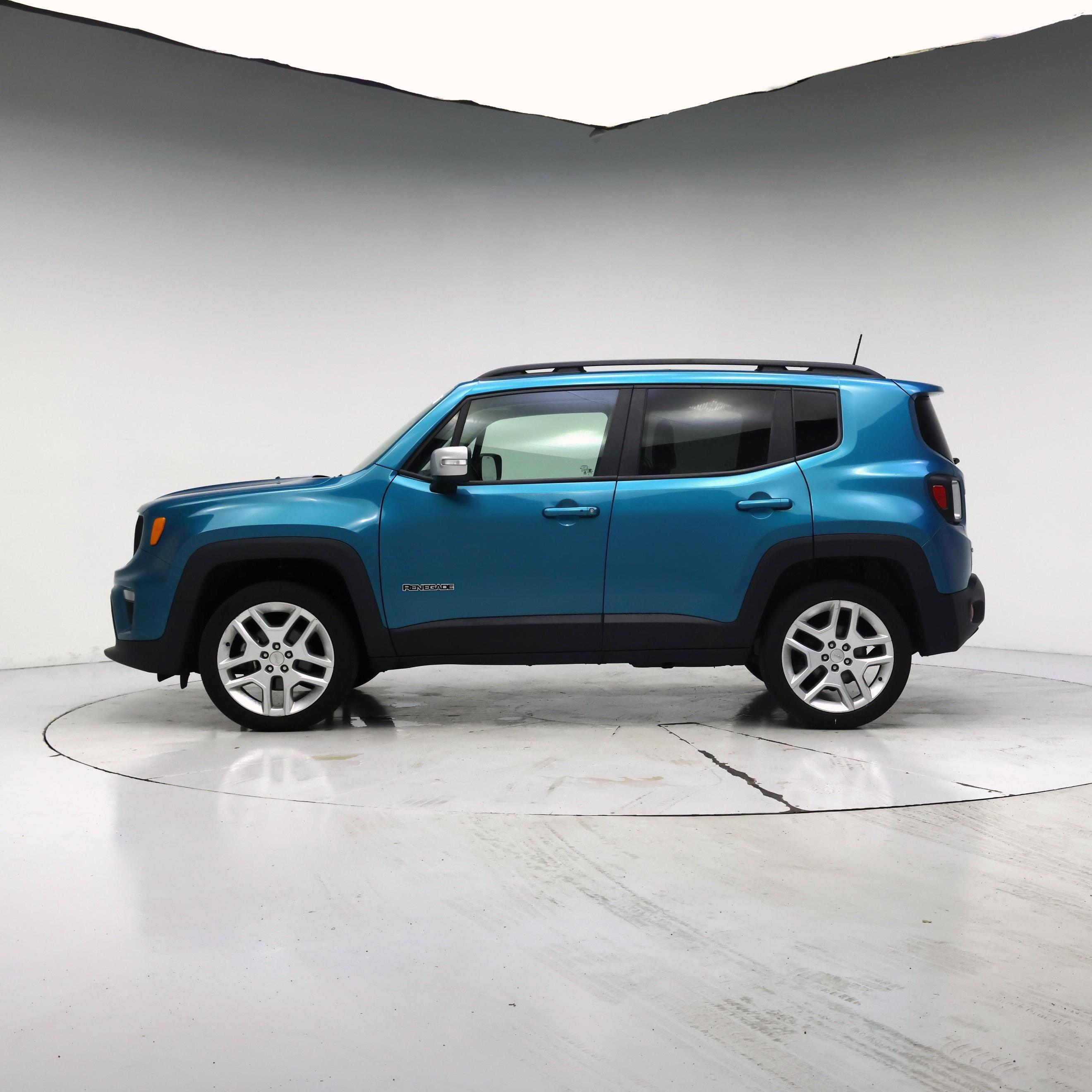 Thumbnail: 2021 Jeep Renegade - 3