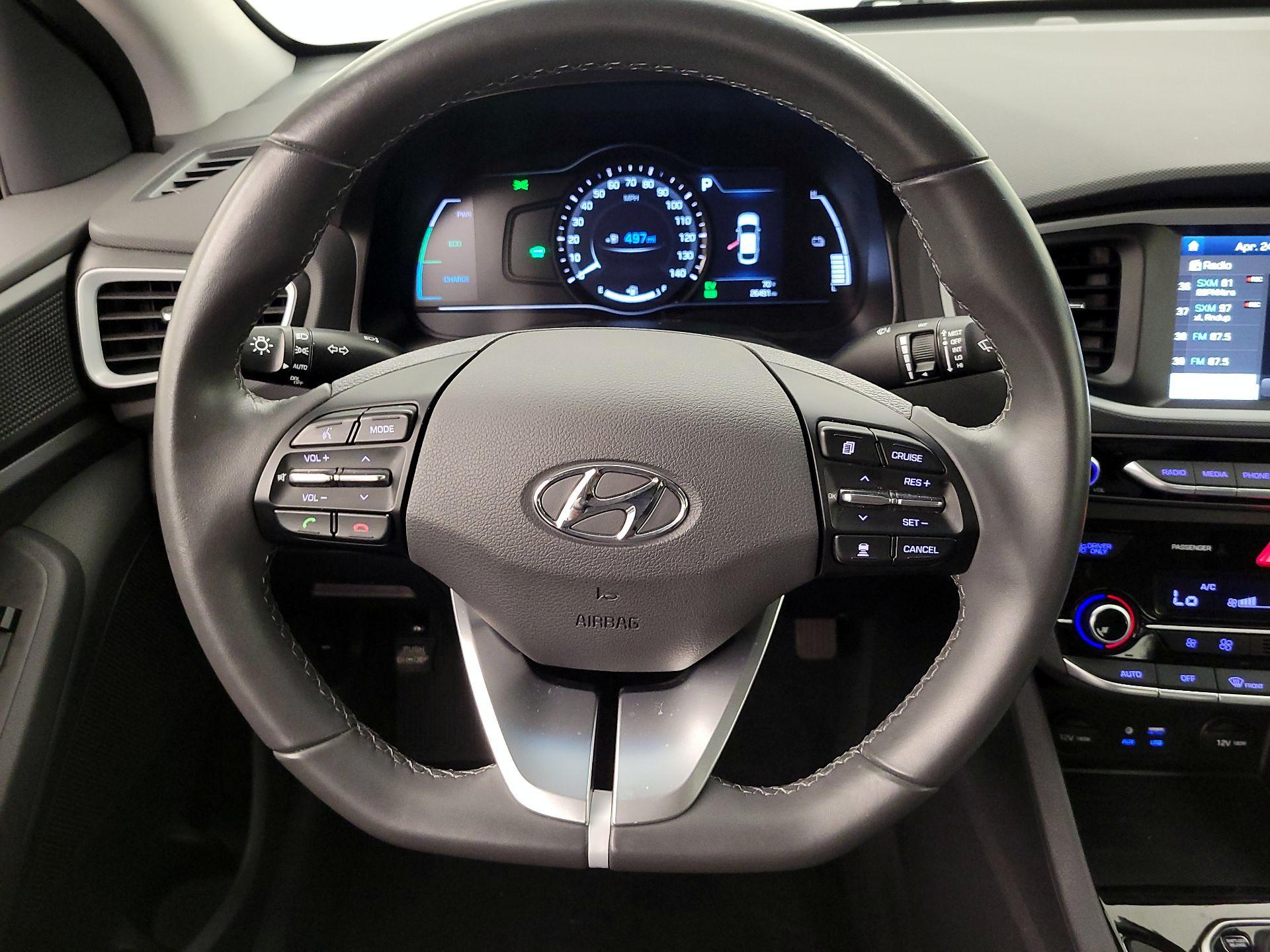 Thumbnail: 2017 Hyundai Ioniq - 10