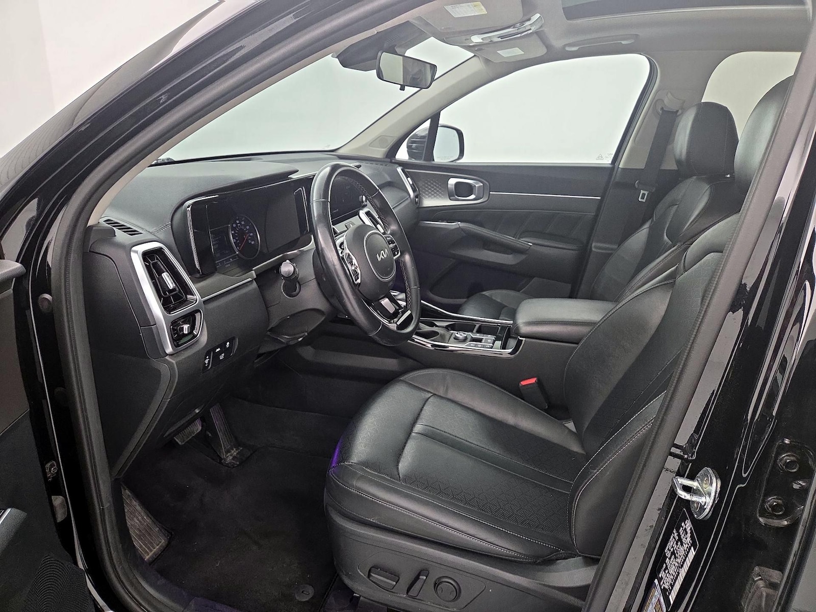 2022 Kia Sorento SX - Photo 12