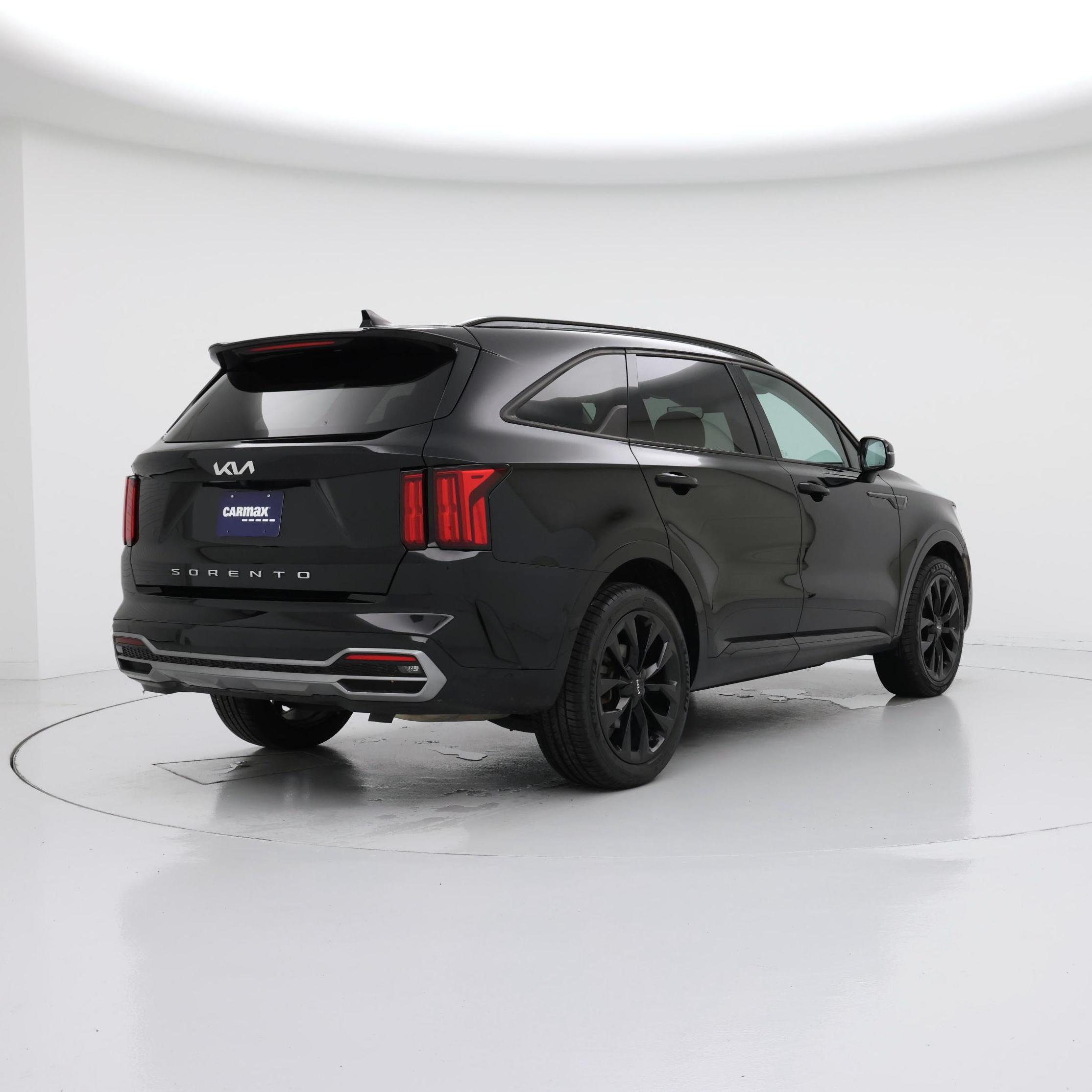 Thumbnail: 2022 Kia Sorento - 8