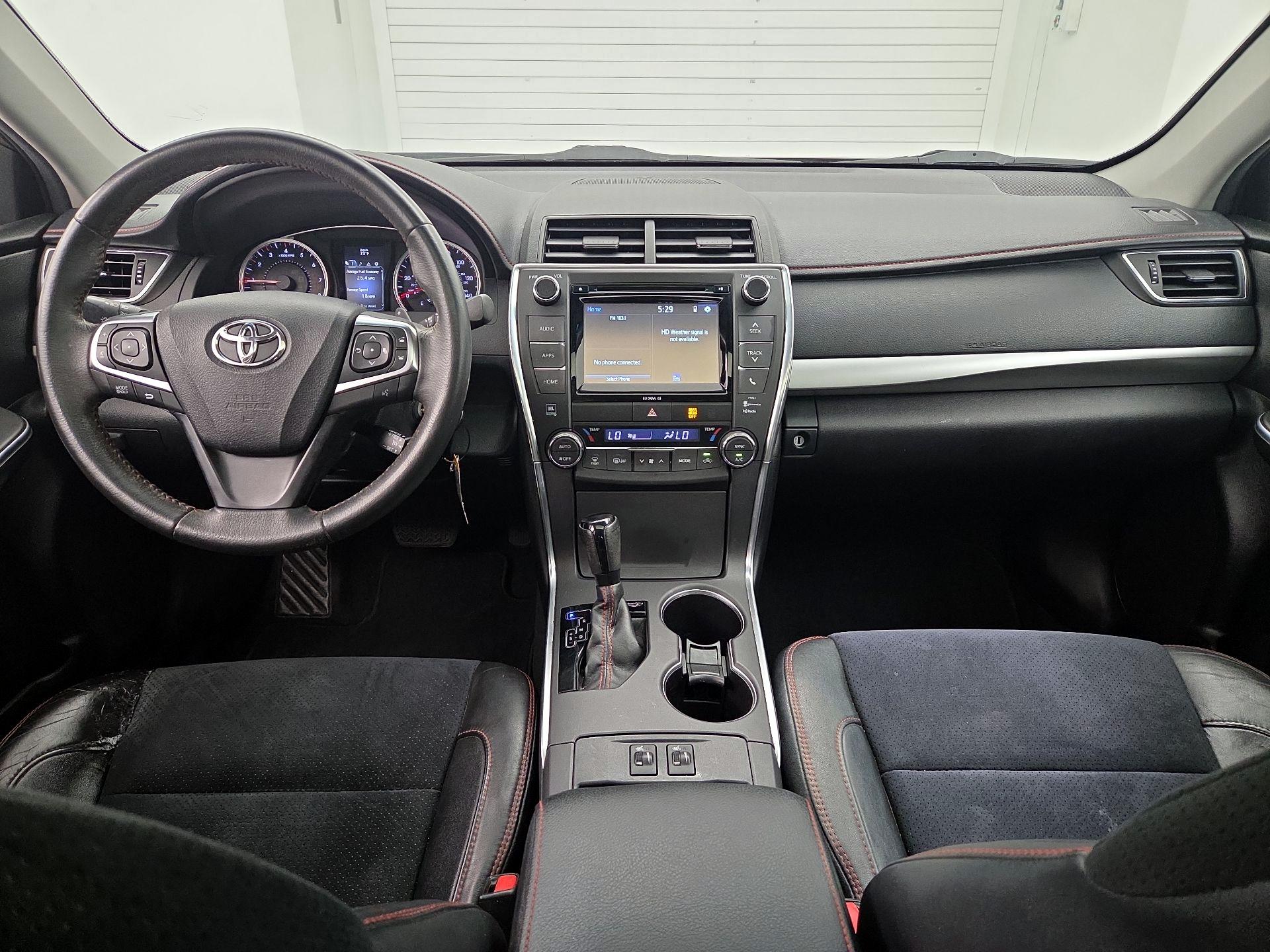 Thumbnail: 2017 Toyota Camry - 9