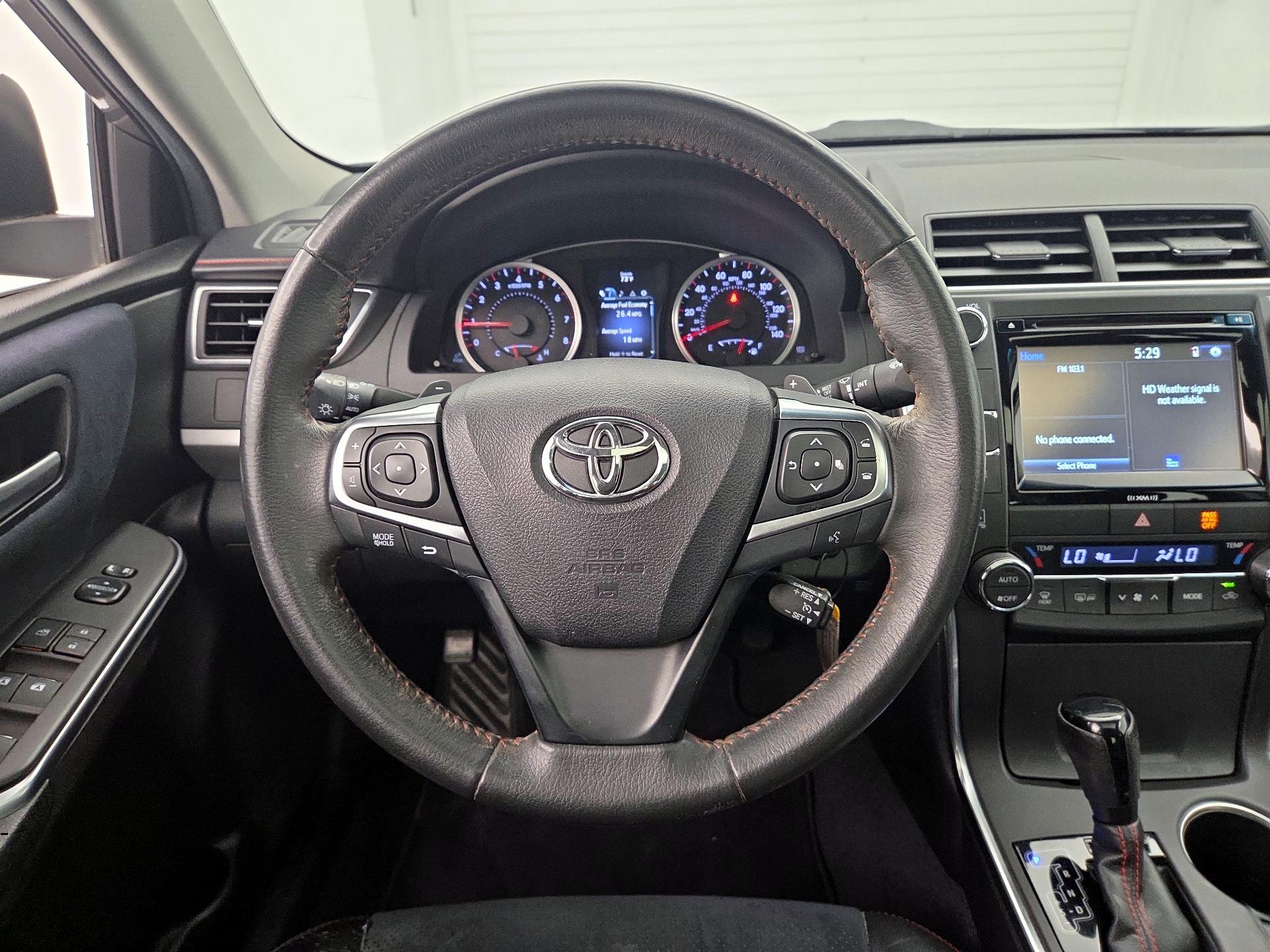 Thumbnail: 2017 Toyota Camry - 10
