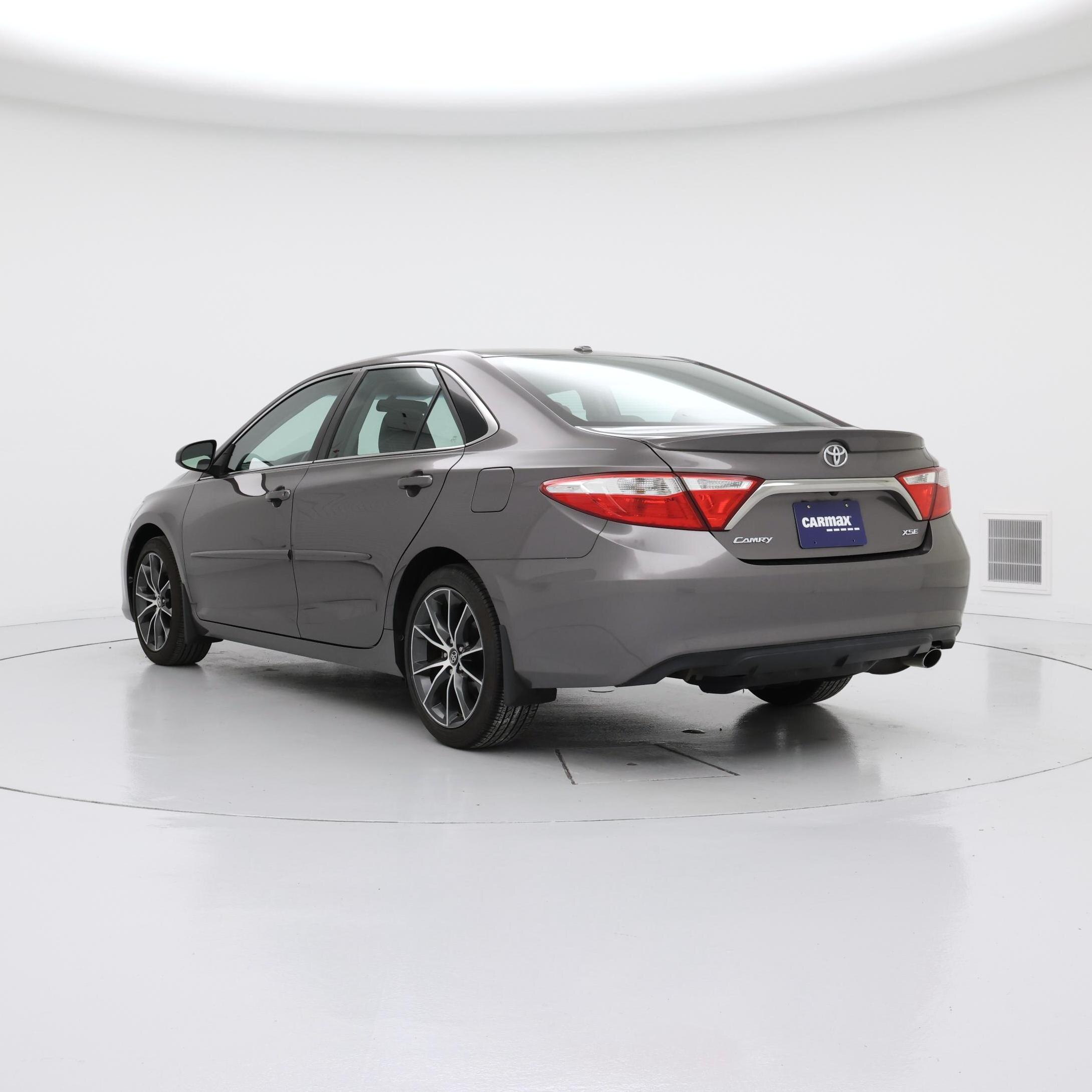 Thumbnail: 2017 Toyota Camry - 2