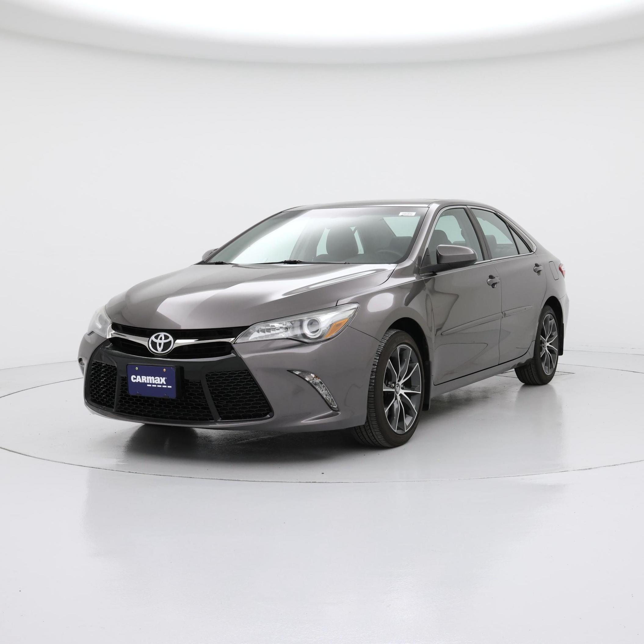 Thumbnail: 2017 Toyota Camry - 4