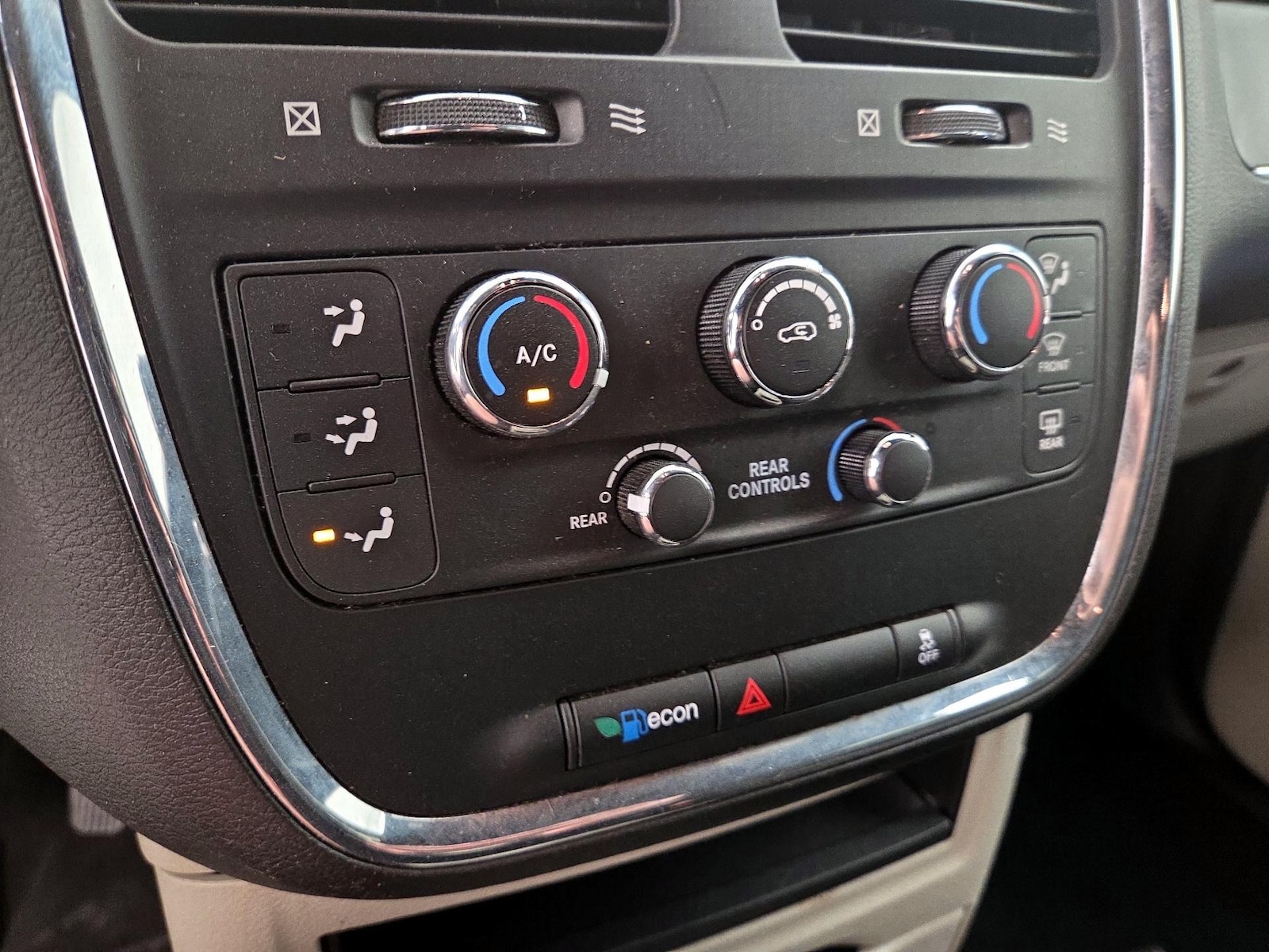 2017 Dodge Grand Caravan SE Plus - Photo 16