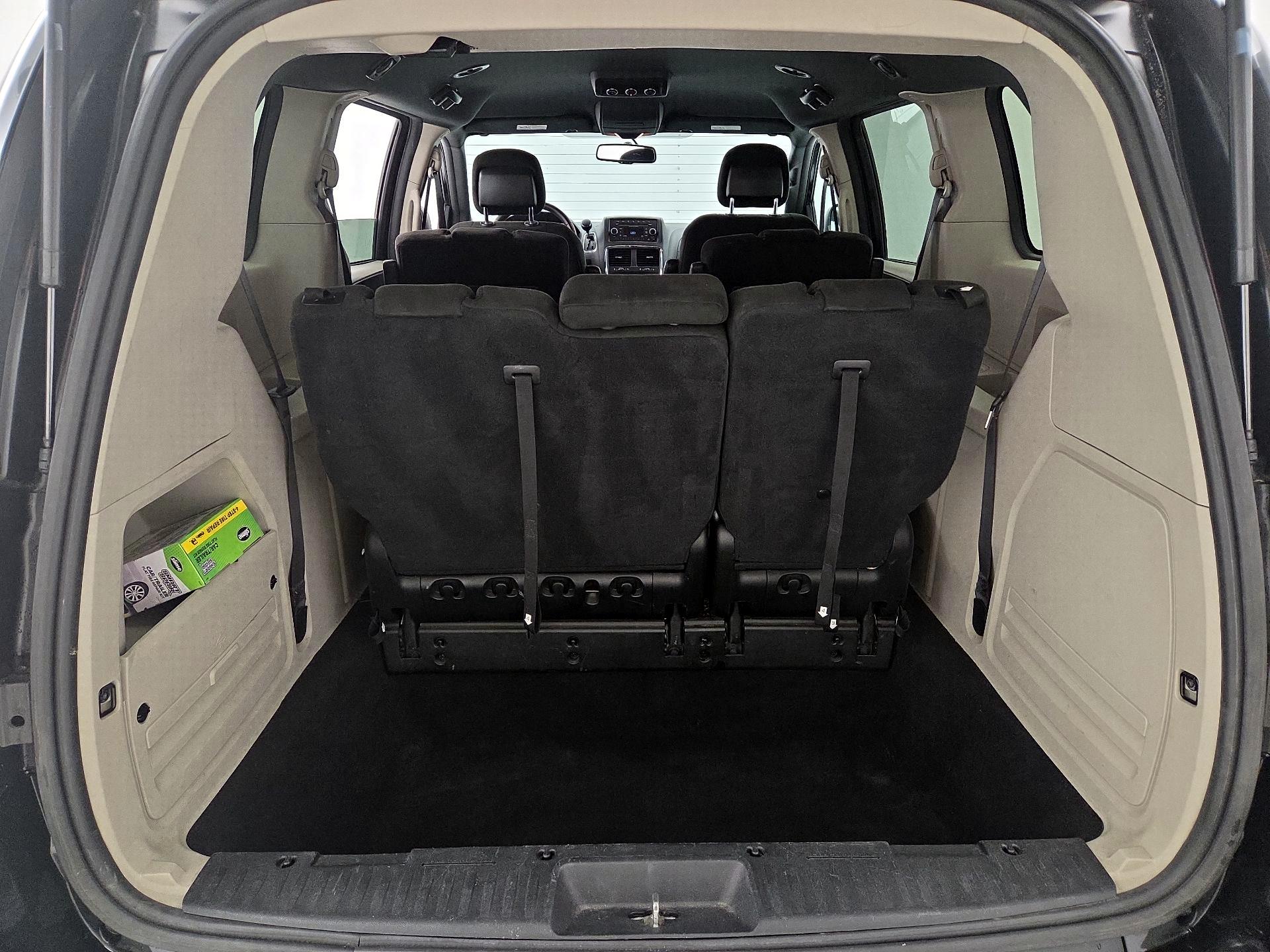 Thumbnail: 2017 Dodge Grand Caravan - 20