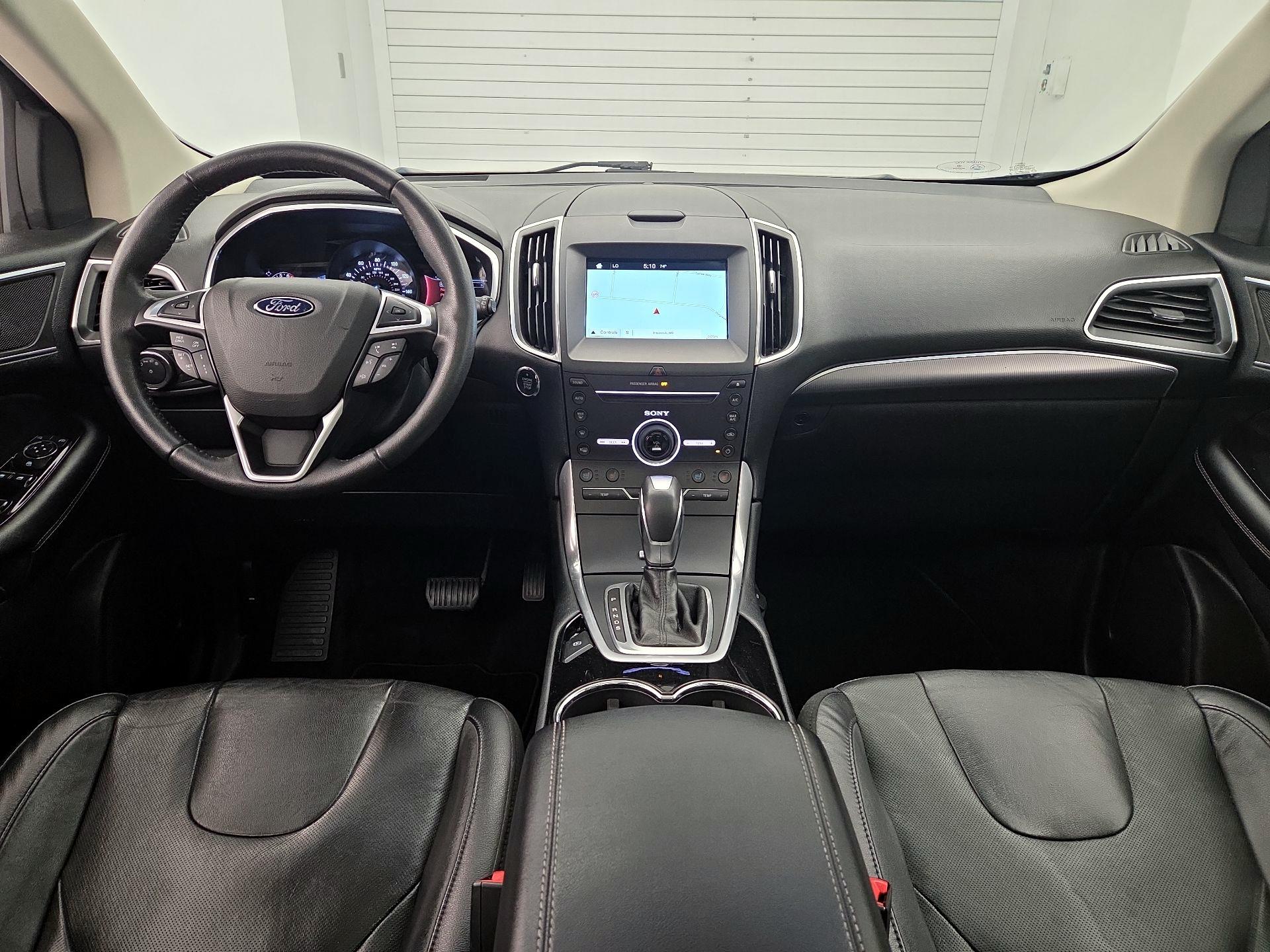Thumbnail: 2016 Ford Edge - 9