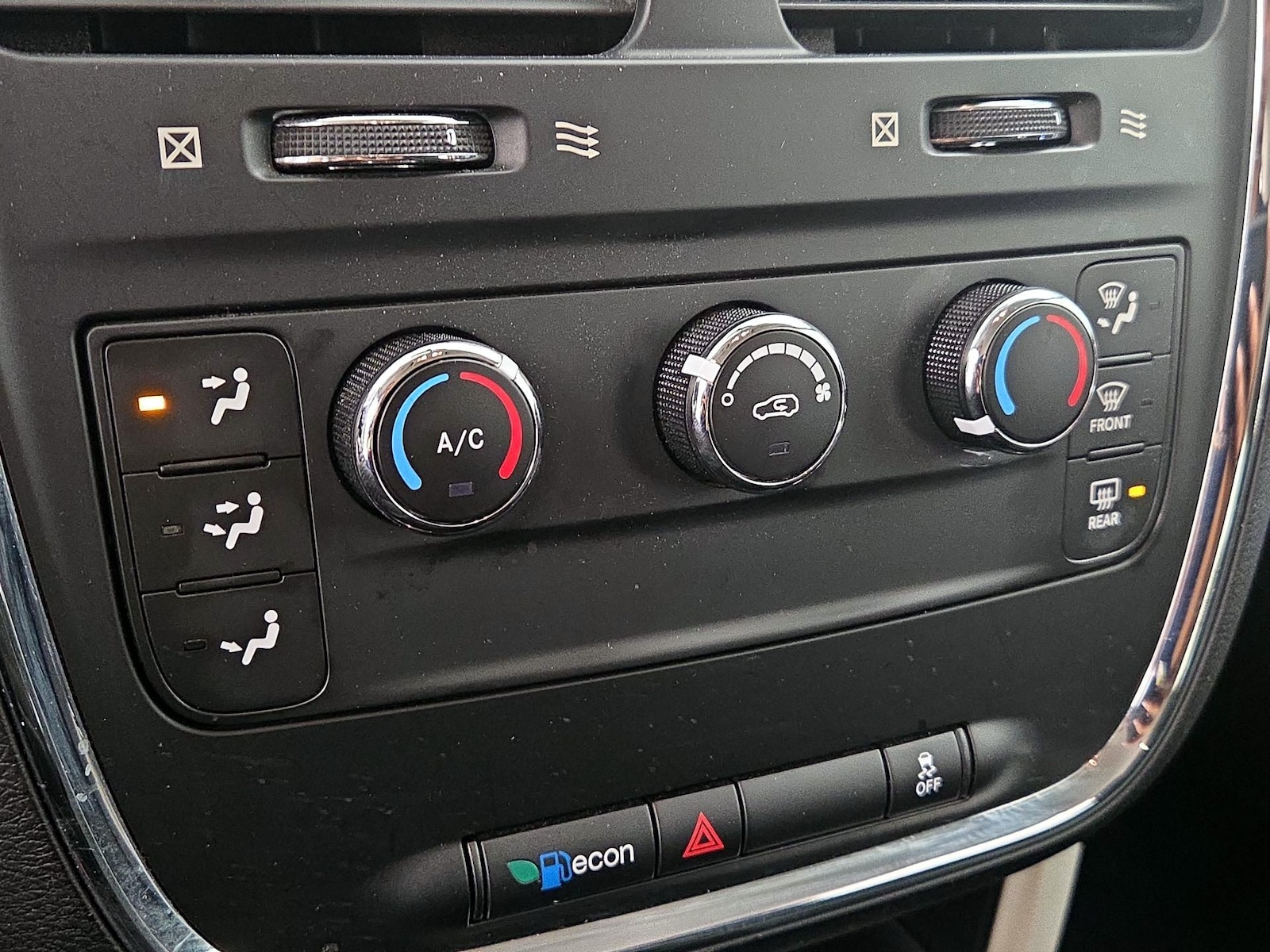 2016 Dodge Grand Caravan American Value Package - Photo 16