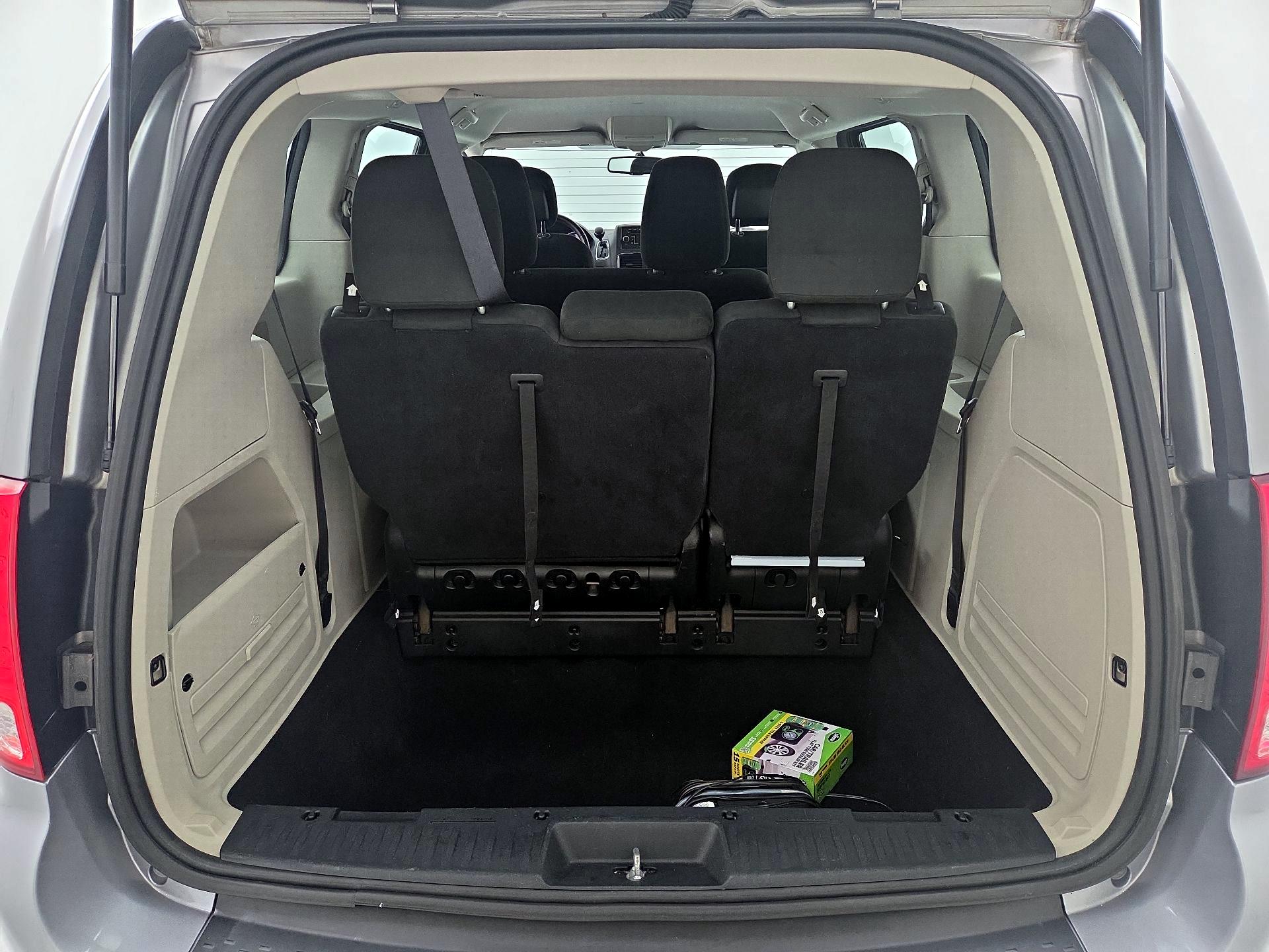 Thumbnail: 2016 Dodge Grand Caravan - 20