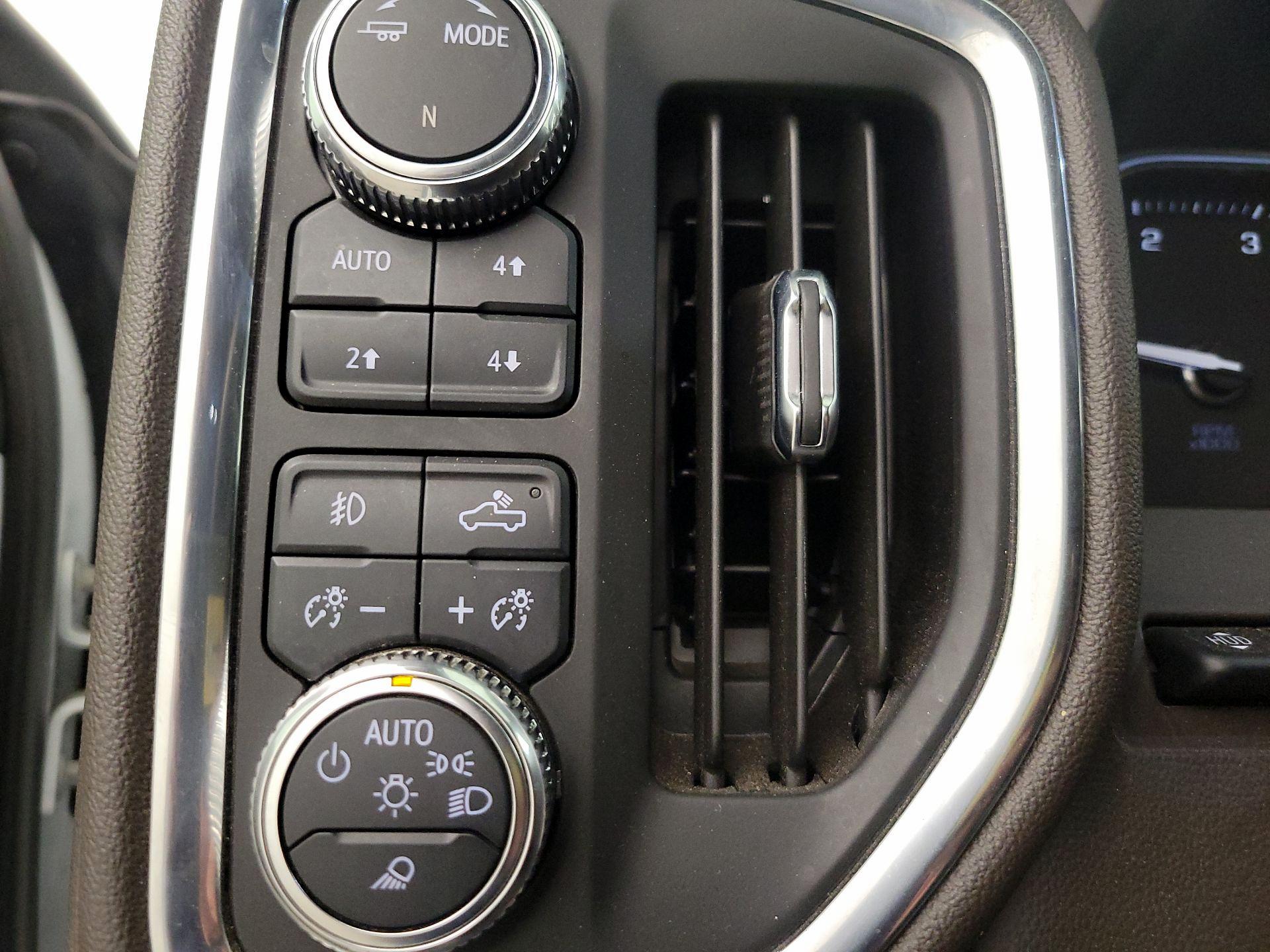 Thumbnail: 2021 GMC Sierra 2500 - 13