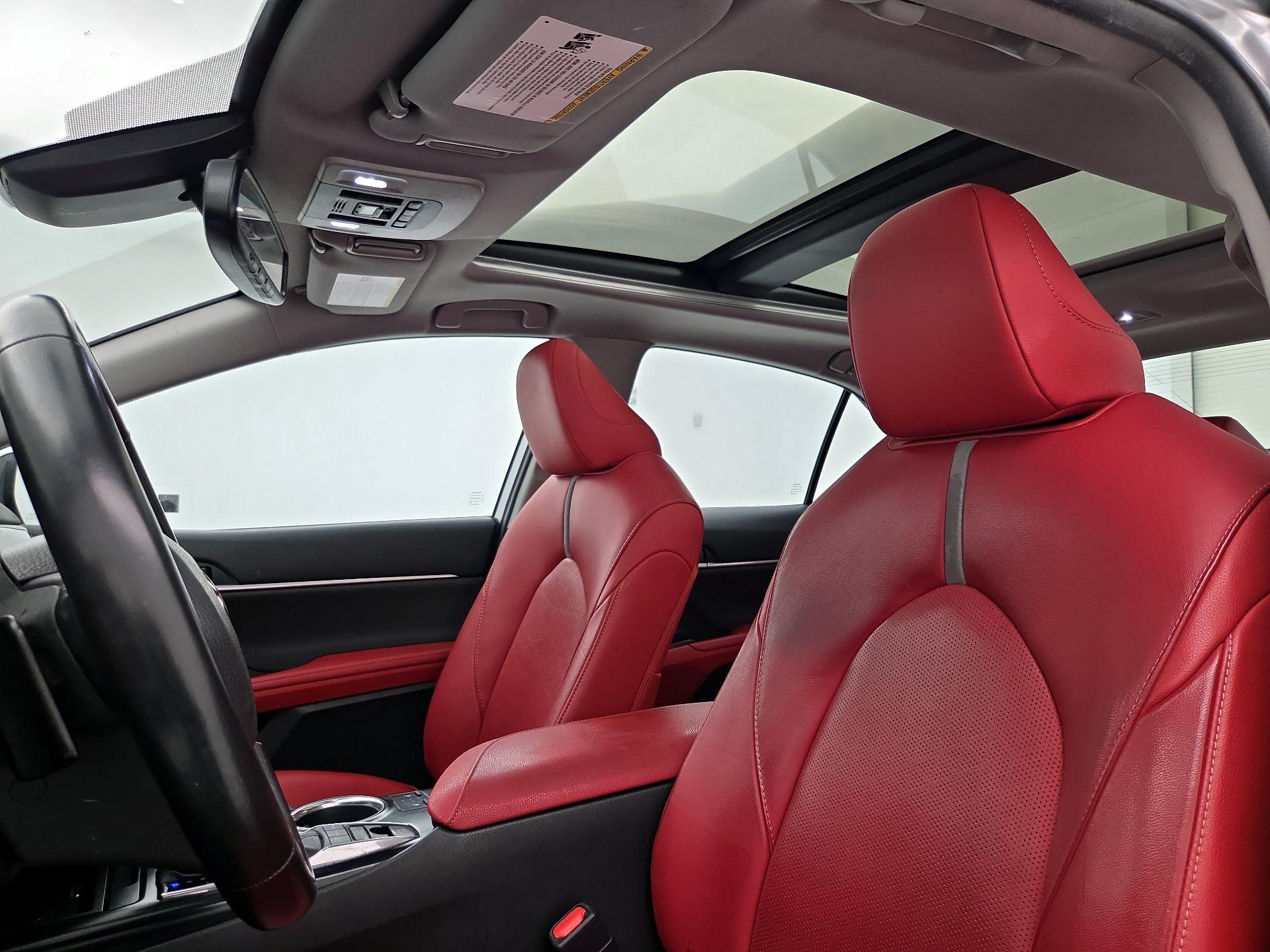 Thumbnail: 2019 Toyota Camry - 20