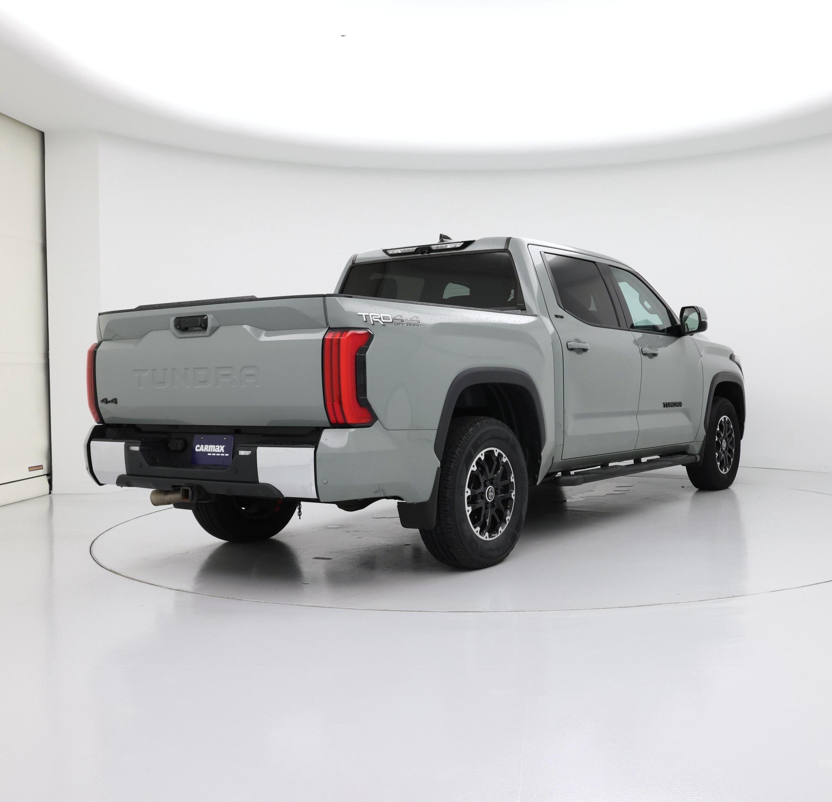 Thumbnail: 2022 Toyota Tundra - 8