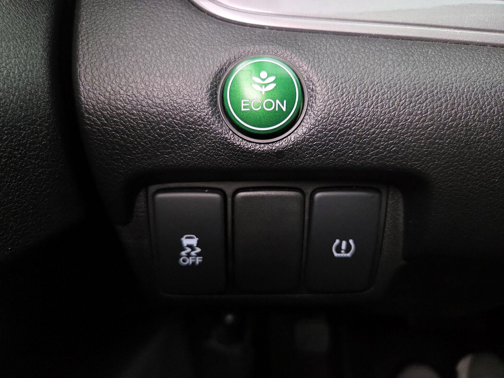 Thumbnail: 2015 Honda CR-V - 13