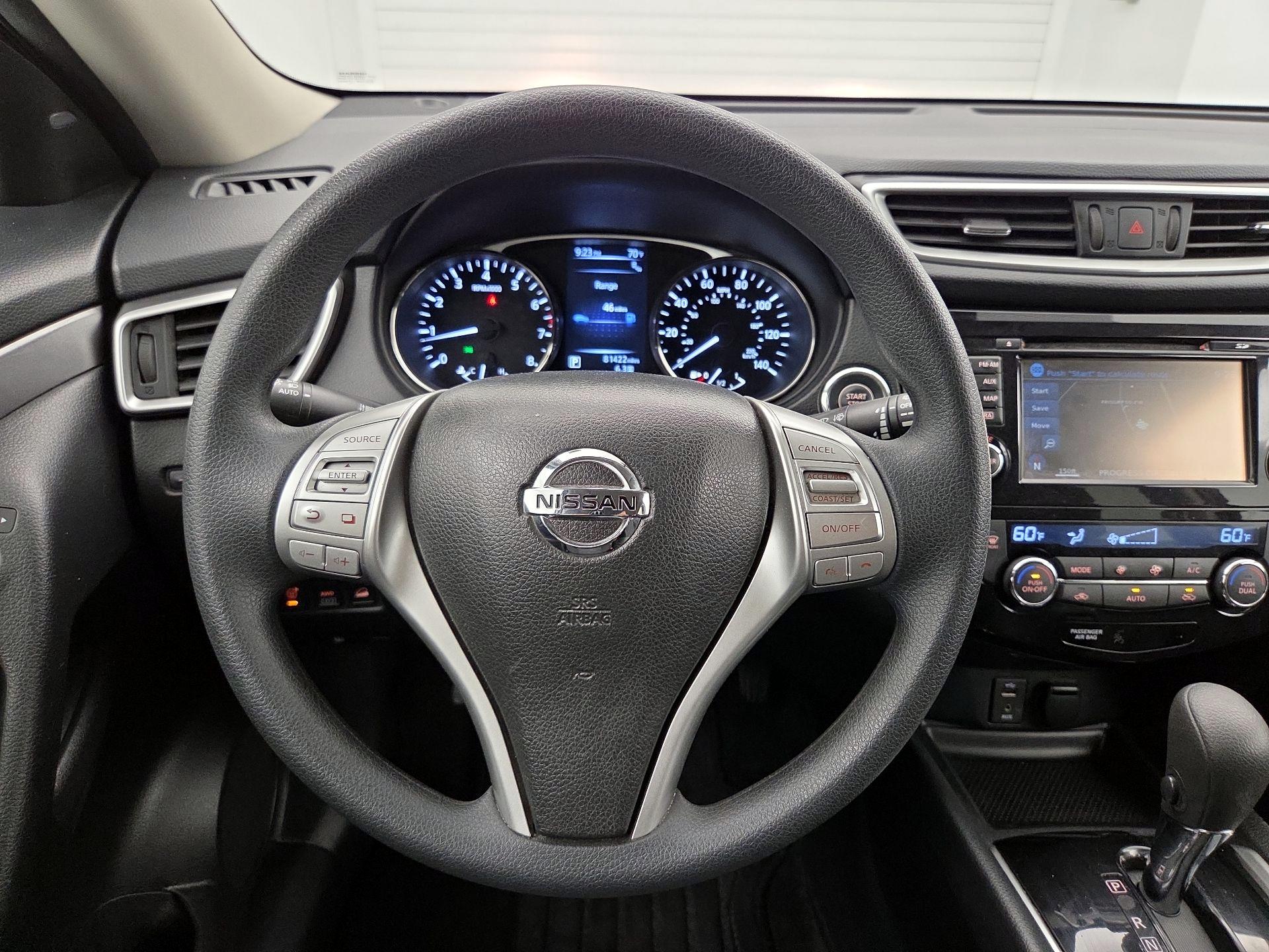 Thumbnail: 2016 Nissan Rogue - 10