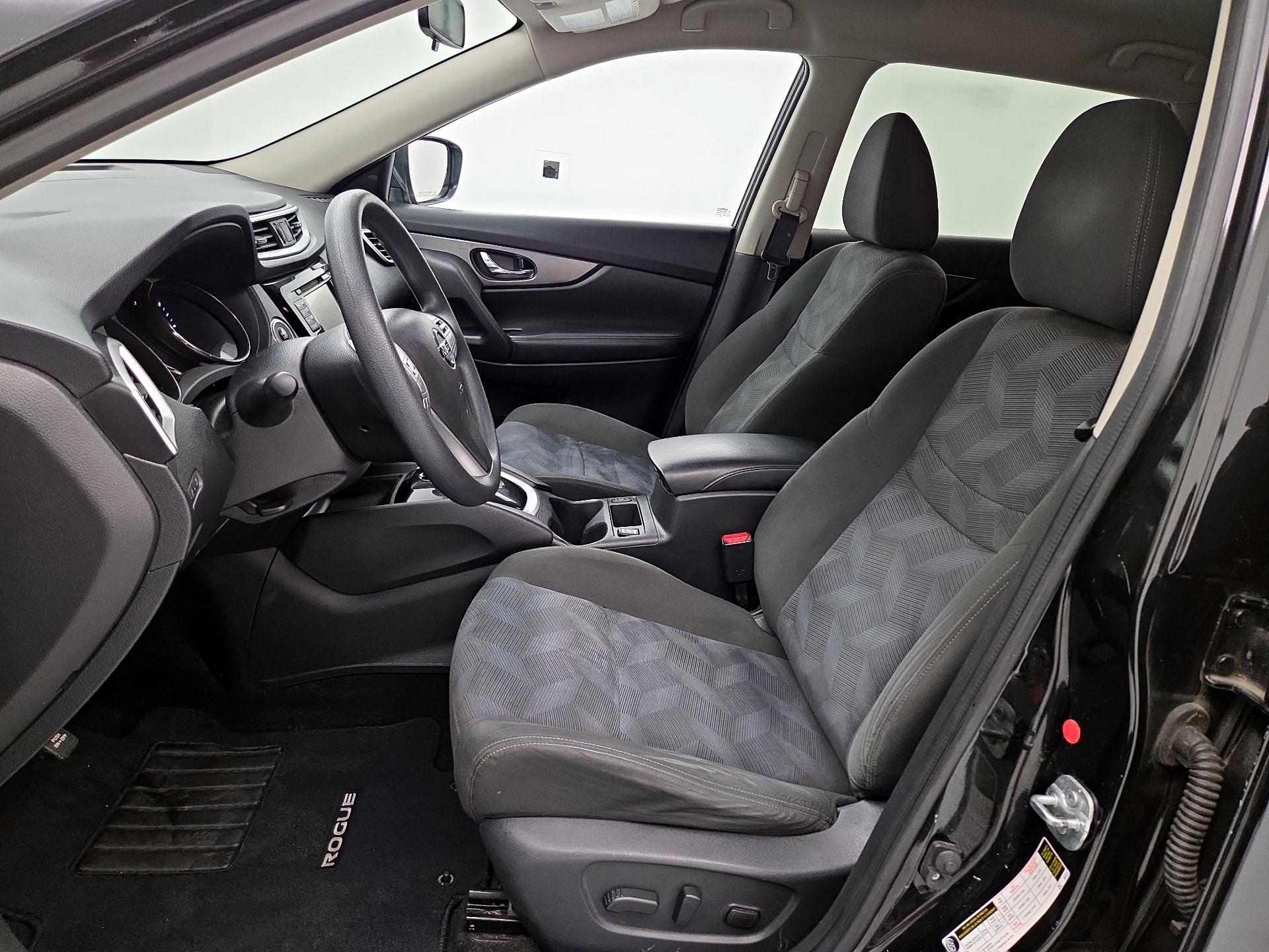Thumbnail: 2016 Nissan Rogue - 11