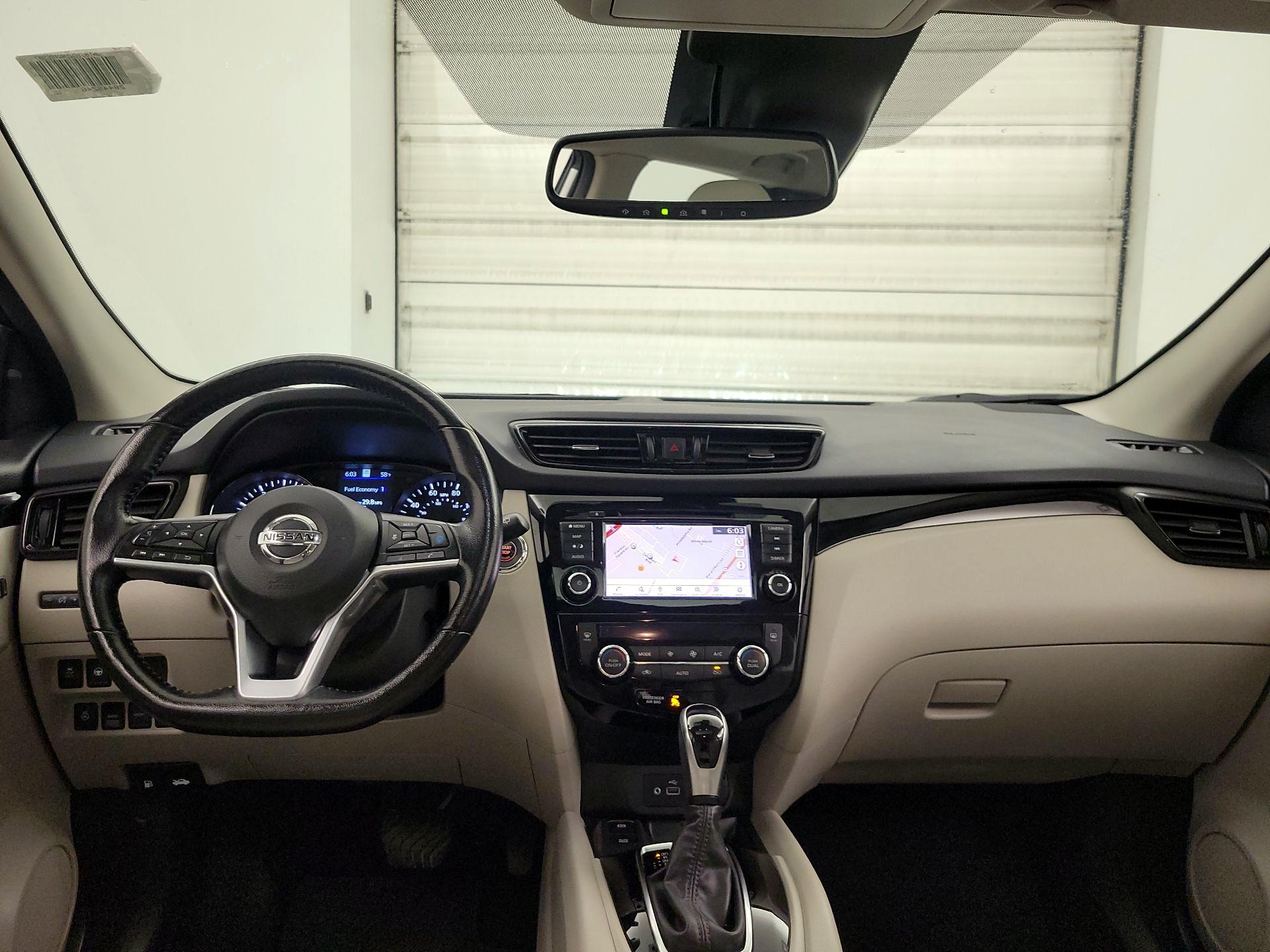 Thumbnail: 2022 Nissan Rogue Sport - 9