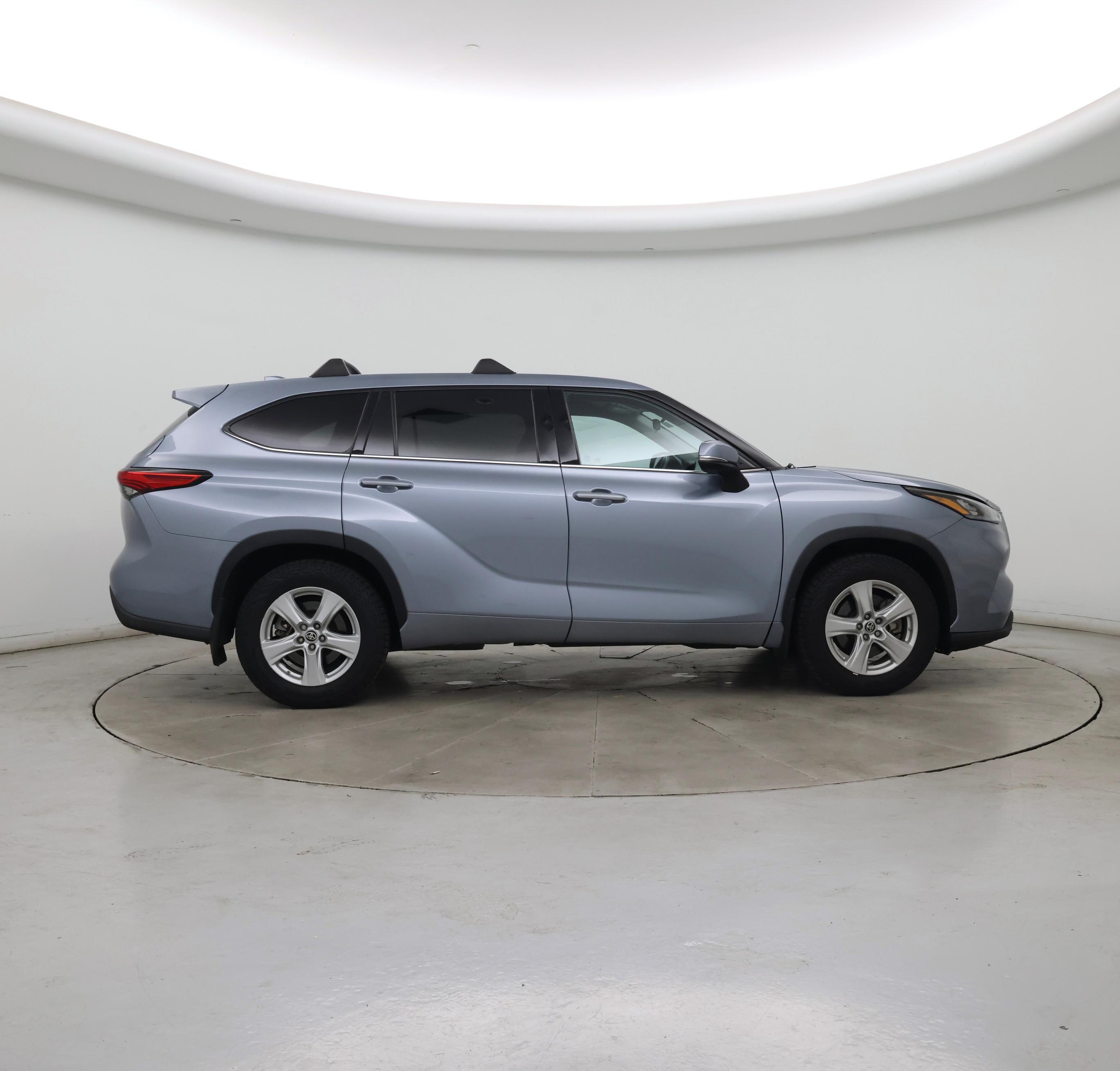 Thumbnail: 2020 Toyota Highlander - 7