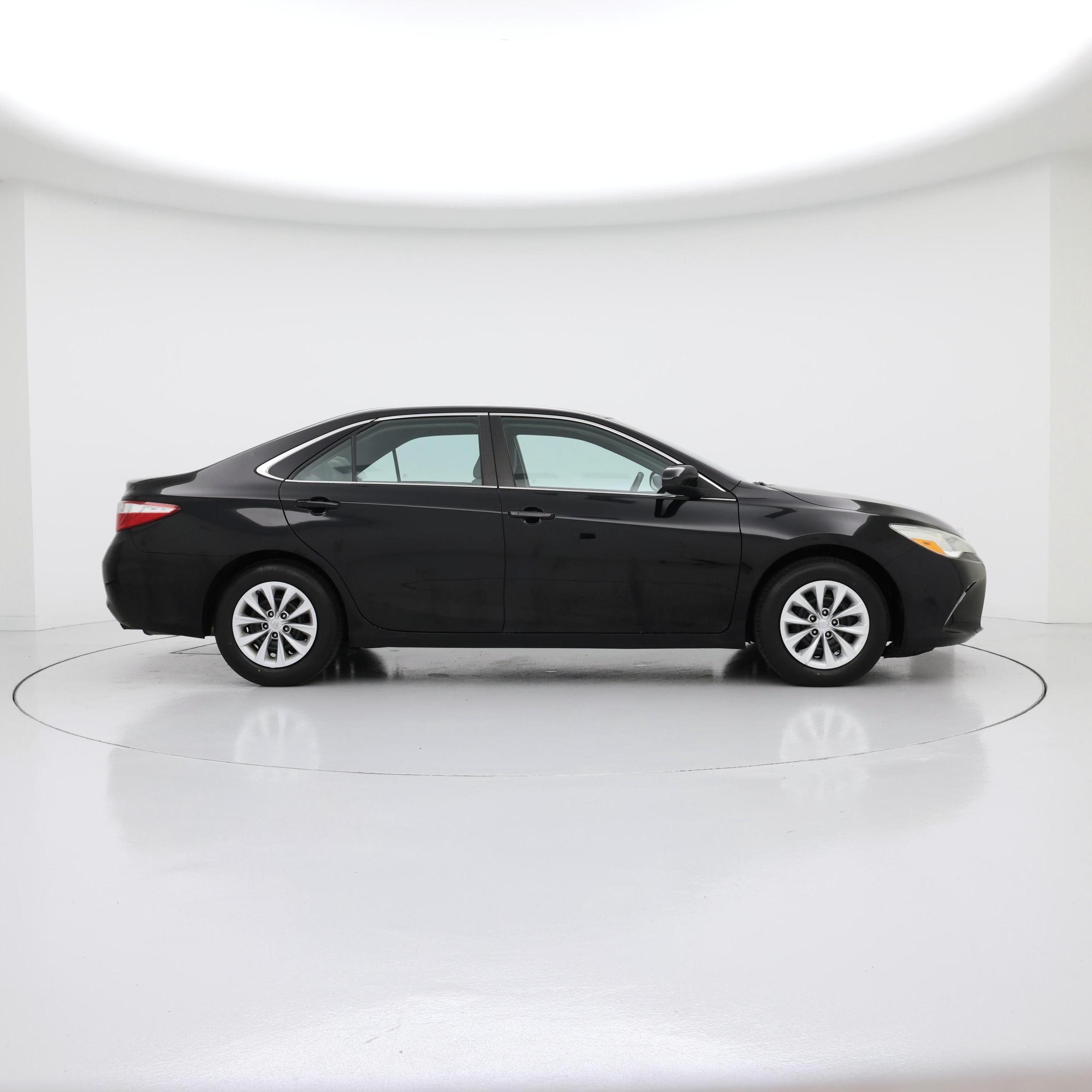 Thumbnail: 2016 Toyota Camry - 7