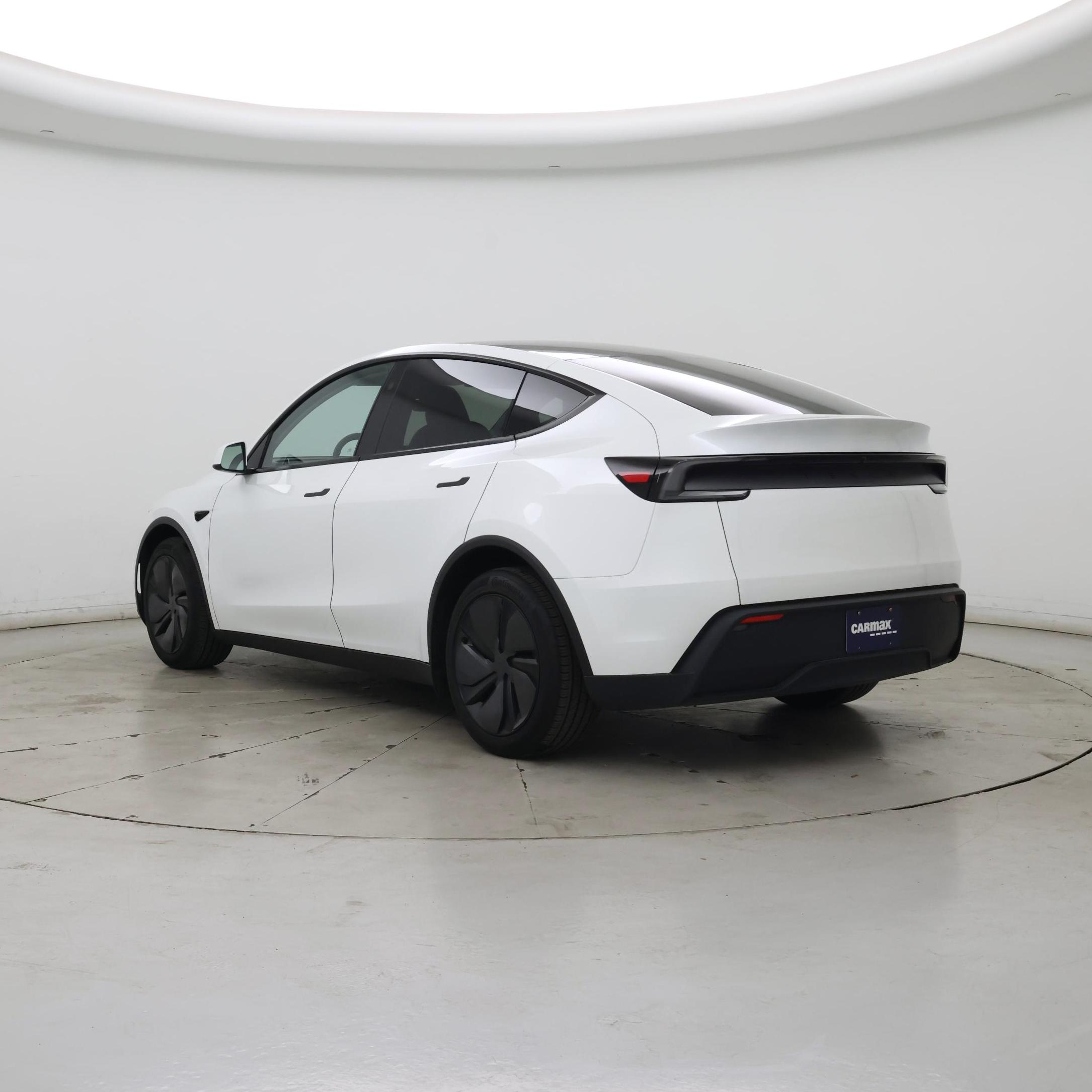 Thumbnail: 2026 Tesla Model Y - 2