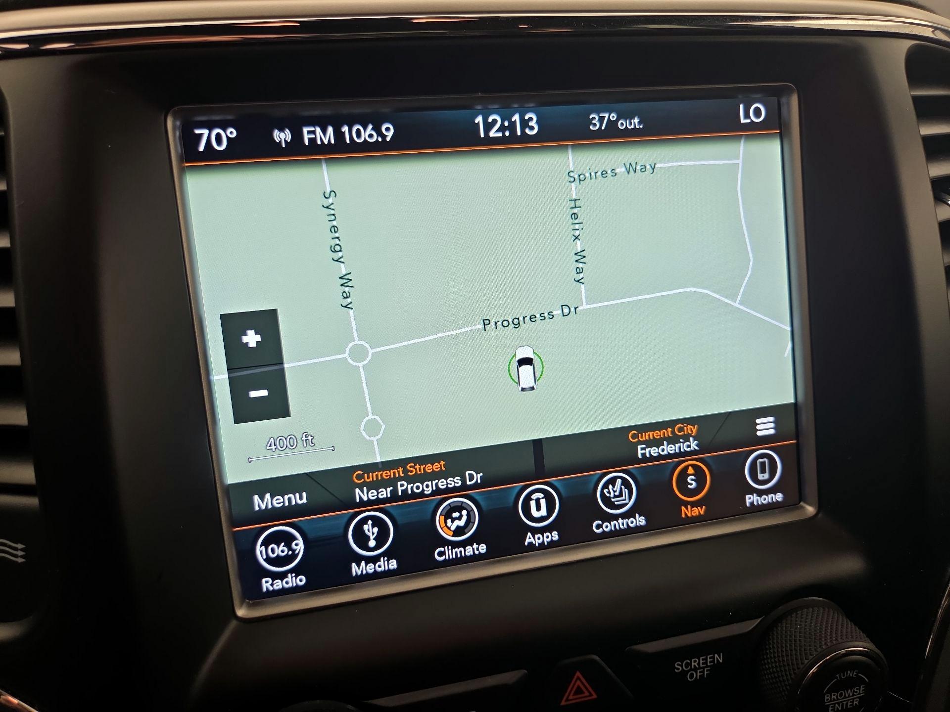 Thumbnail: 2018 Jeep Grand Cherokee - 14