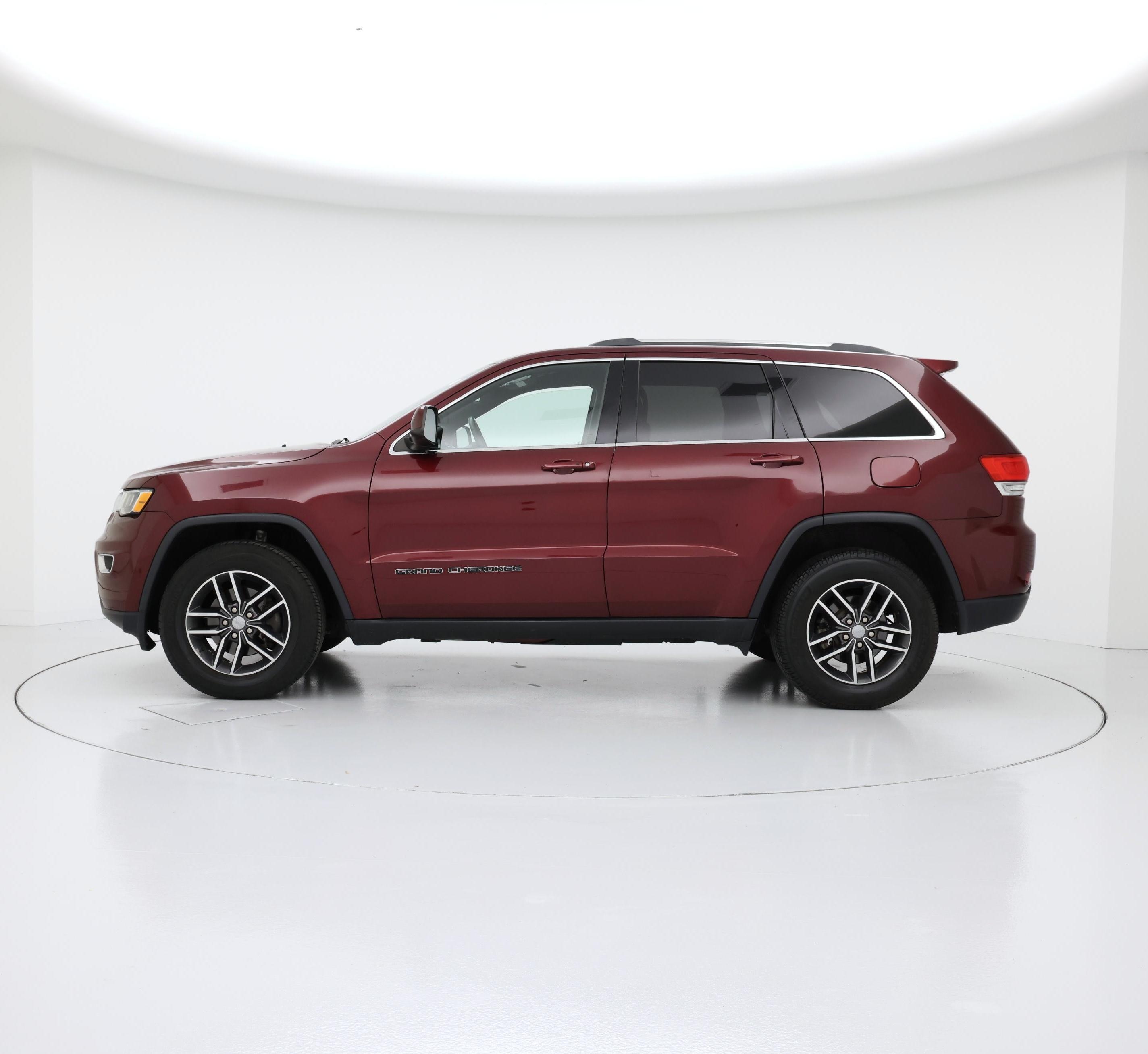 Thumbnail: 2018 Jeep Grand Cherokee - 3