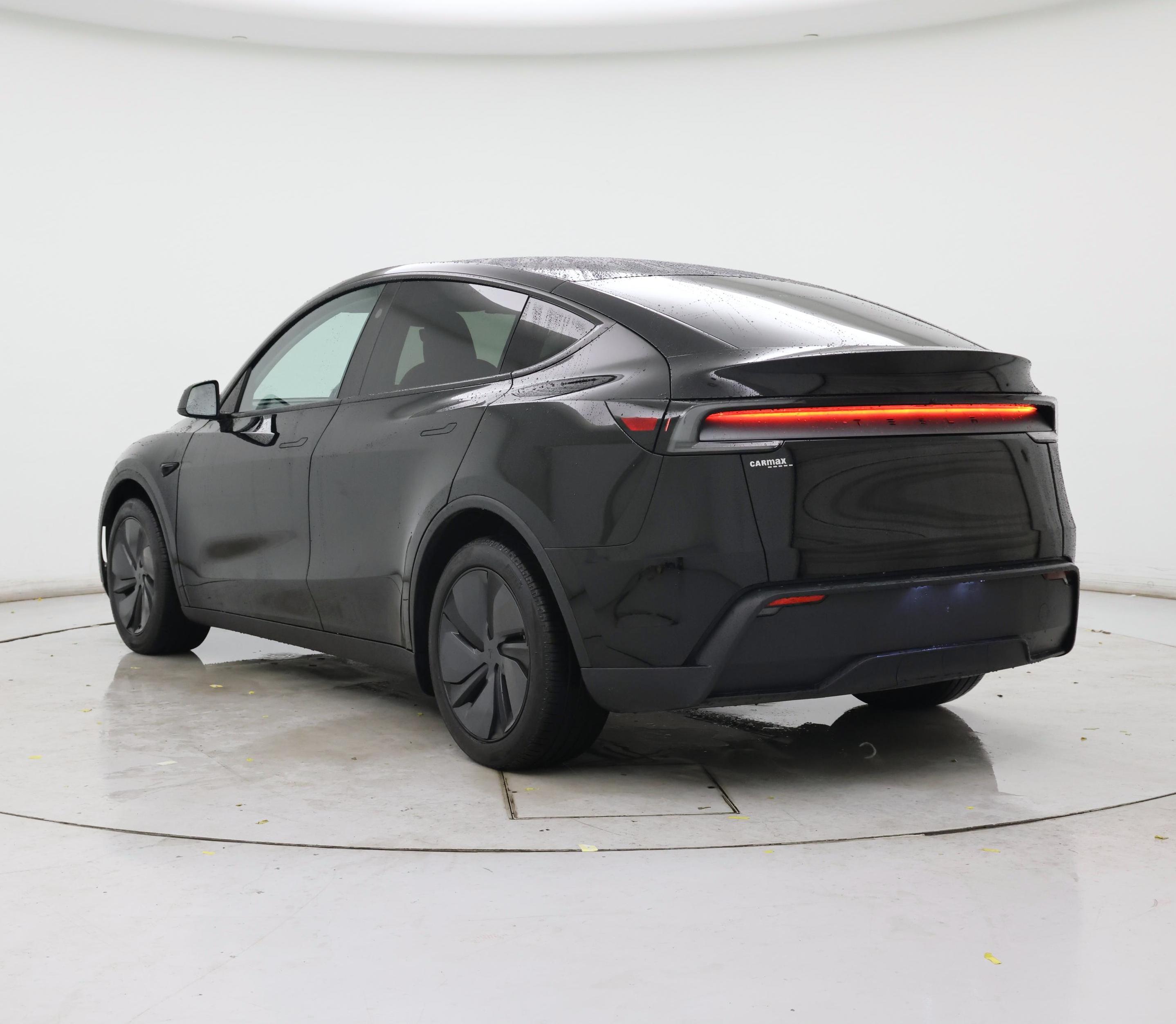 Thumbnail: 2026 Tesla Model Y - 2