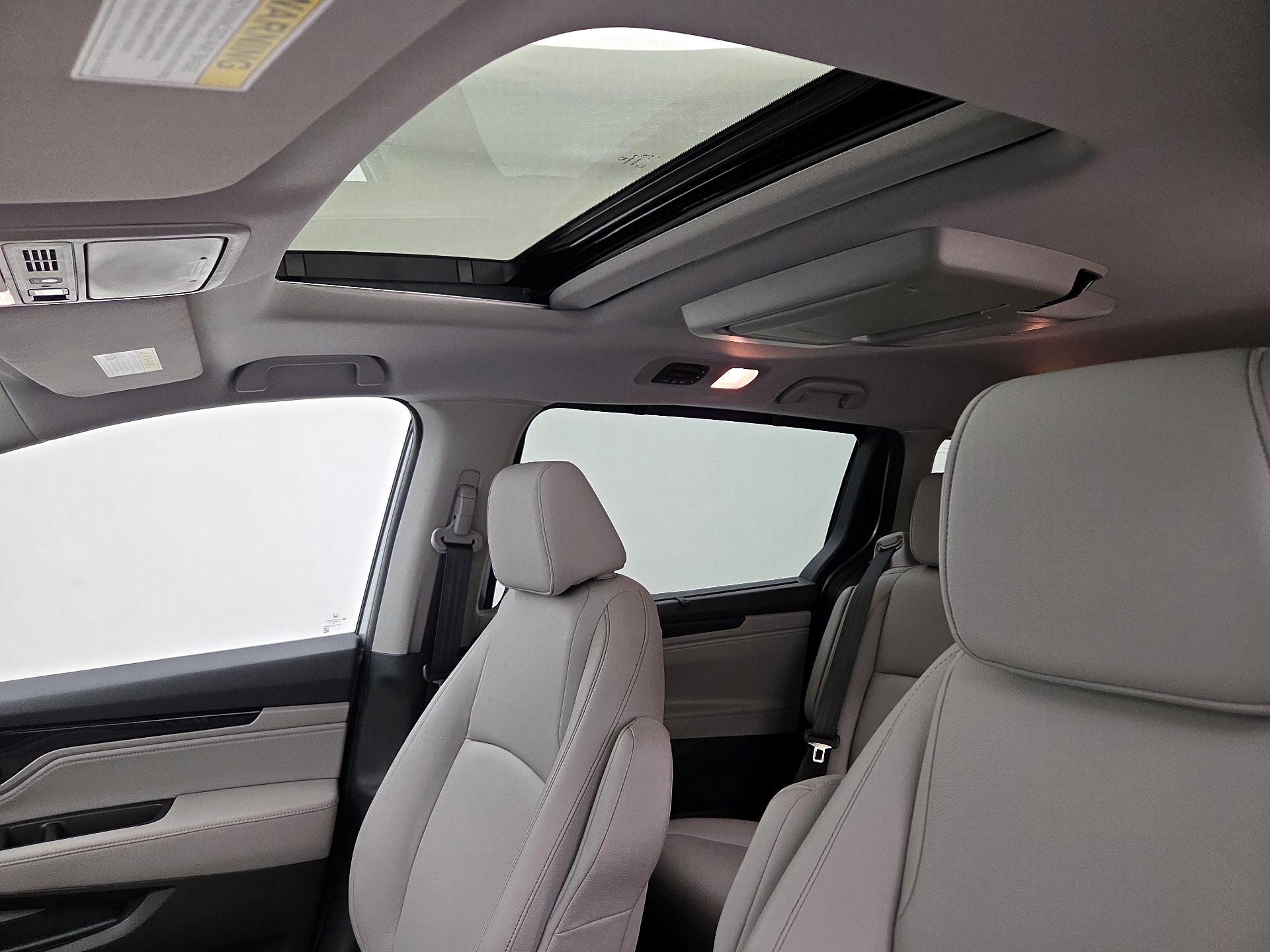 Thumbnail: 2023 Honda Odyssey - 20