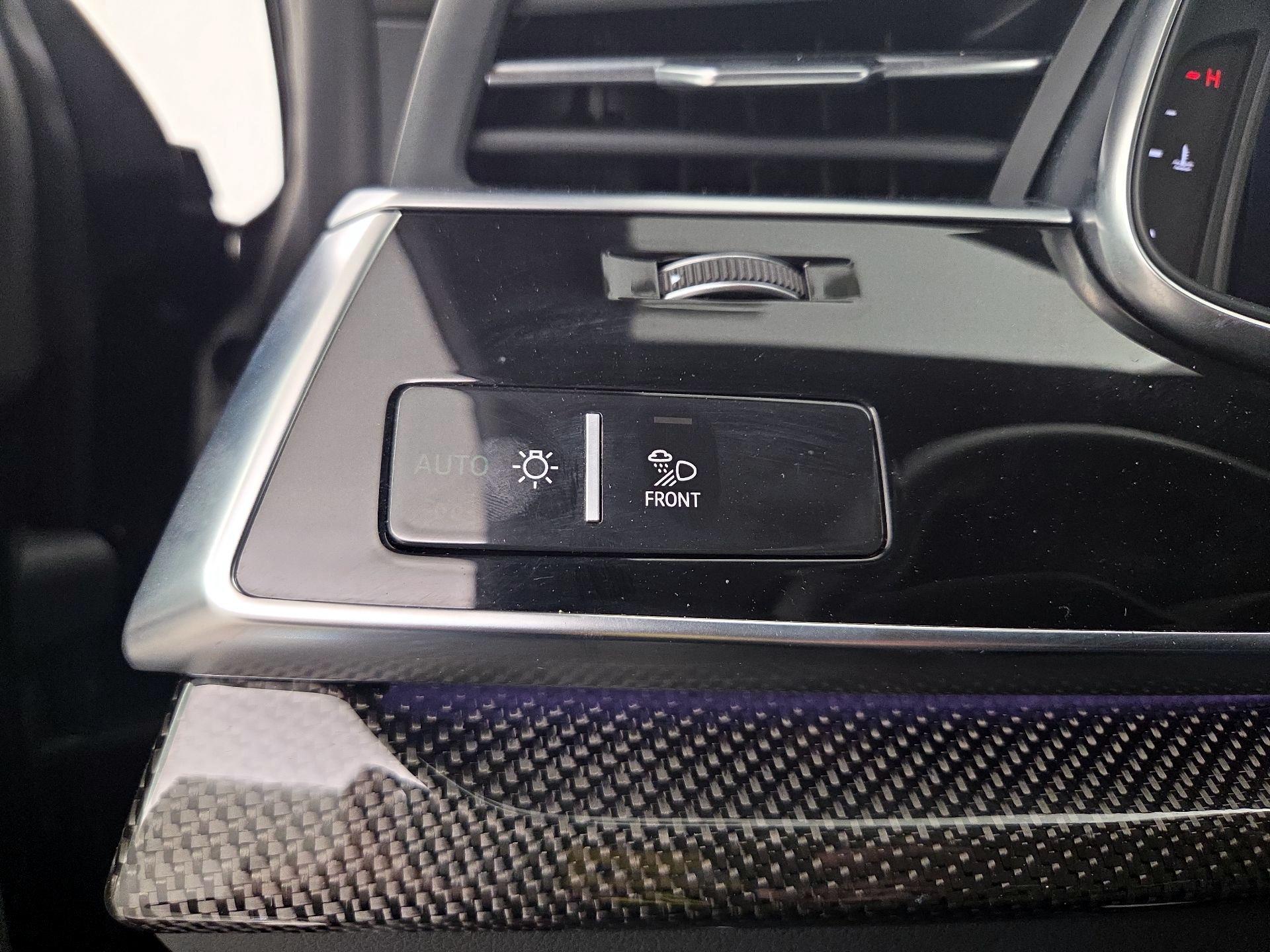 Thumbnail: 2020 Audi SQ8 - 13