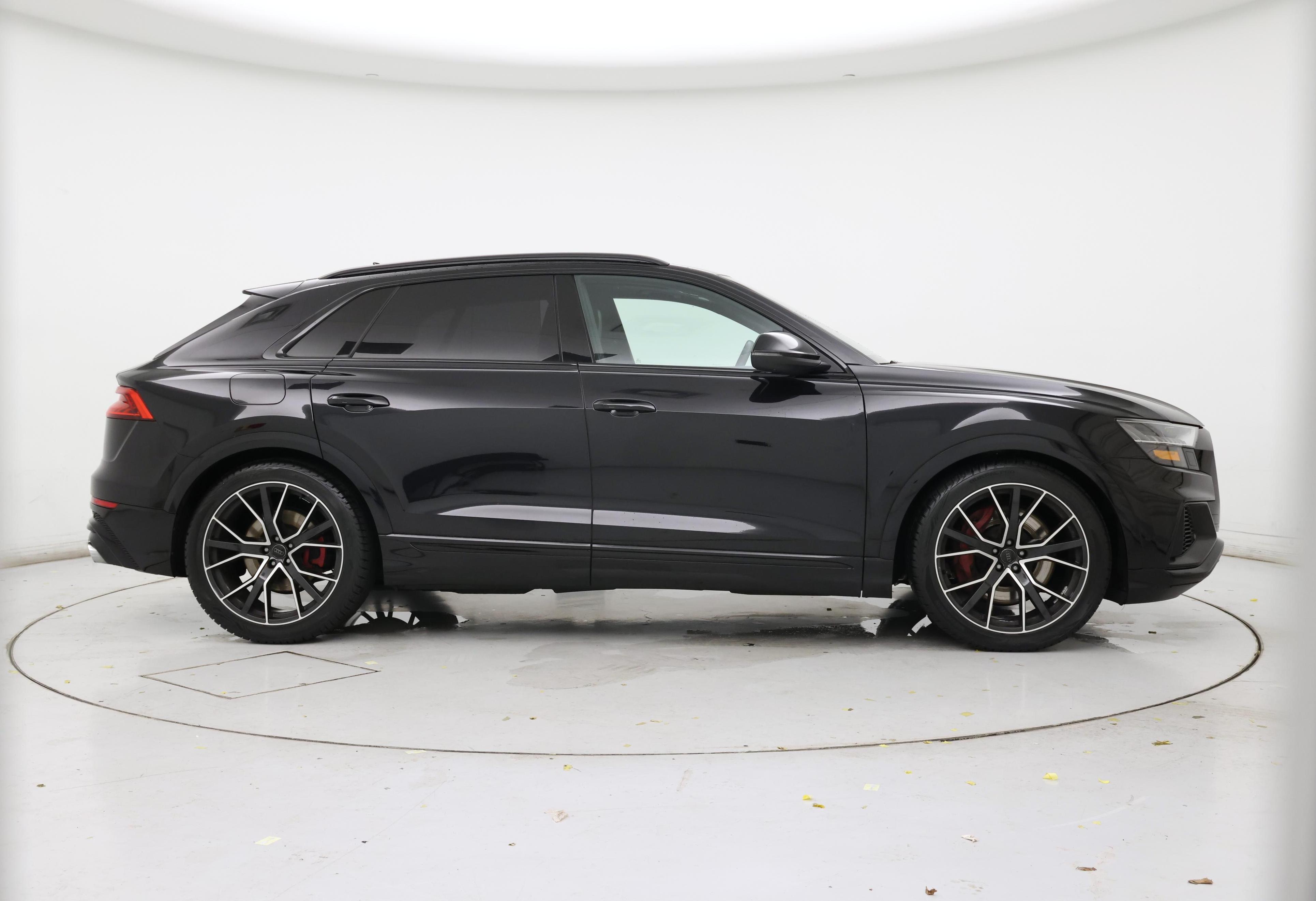 Thumbnail: 2020 Audi SQ8 - 7