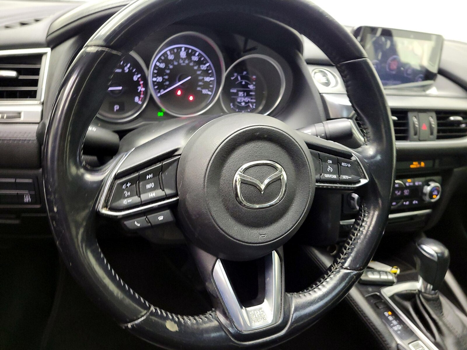 2017 Mazda Mazda6 i Touring - Photo 9