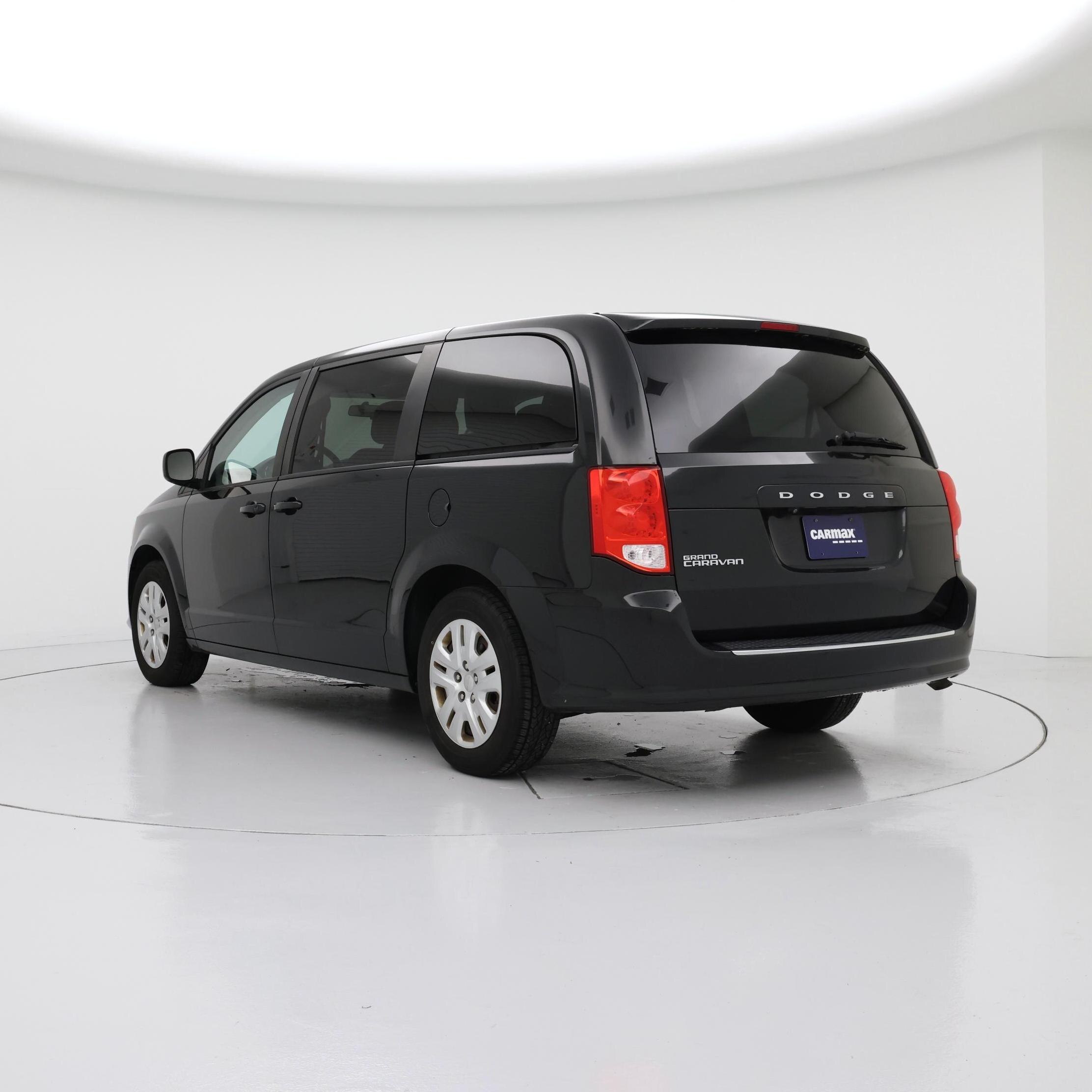 Thumbnail: 2018 Dodge Grand Caravan - 2