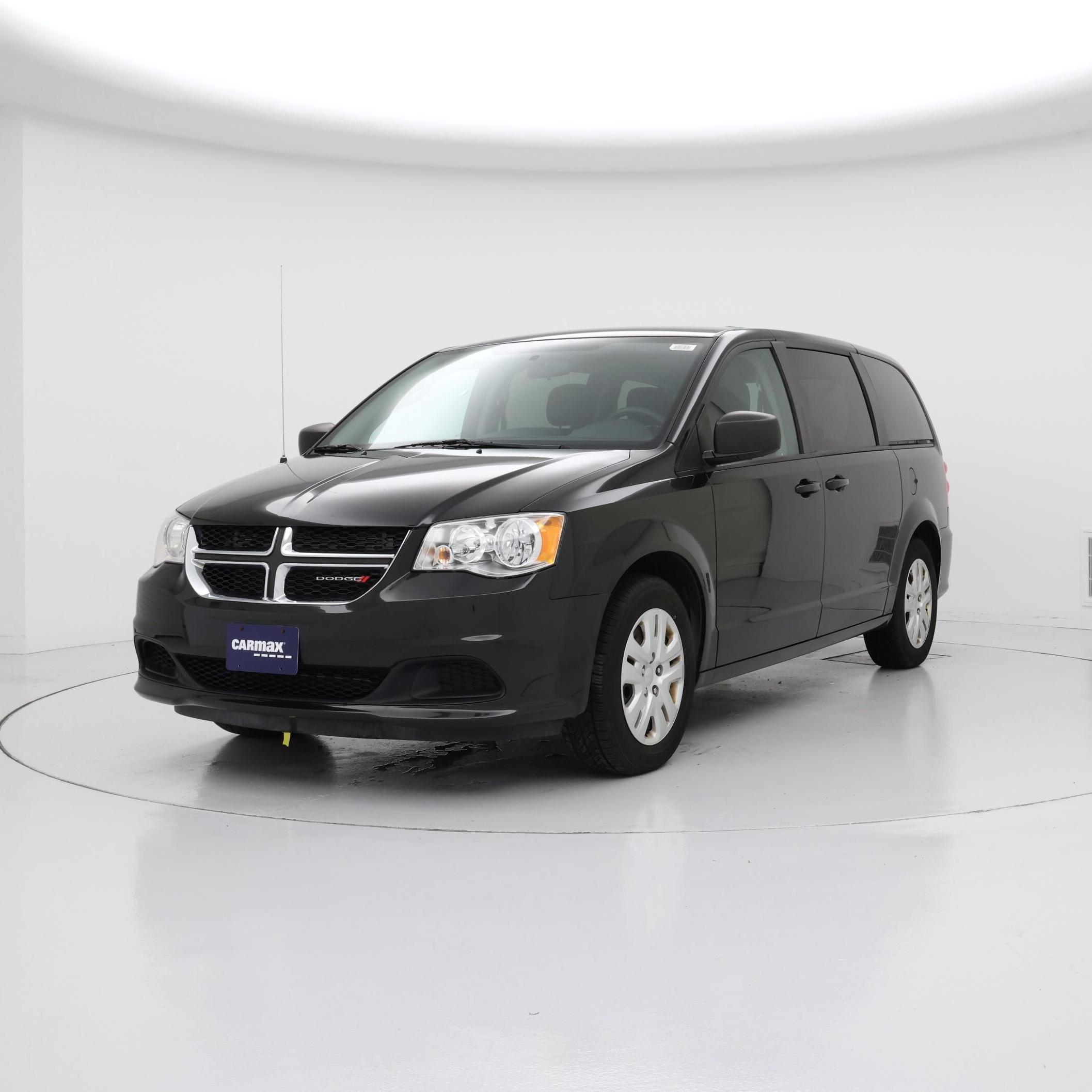 Thumbnail: 2018 Dodge Grand Caravan - 4