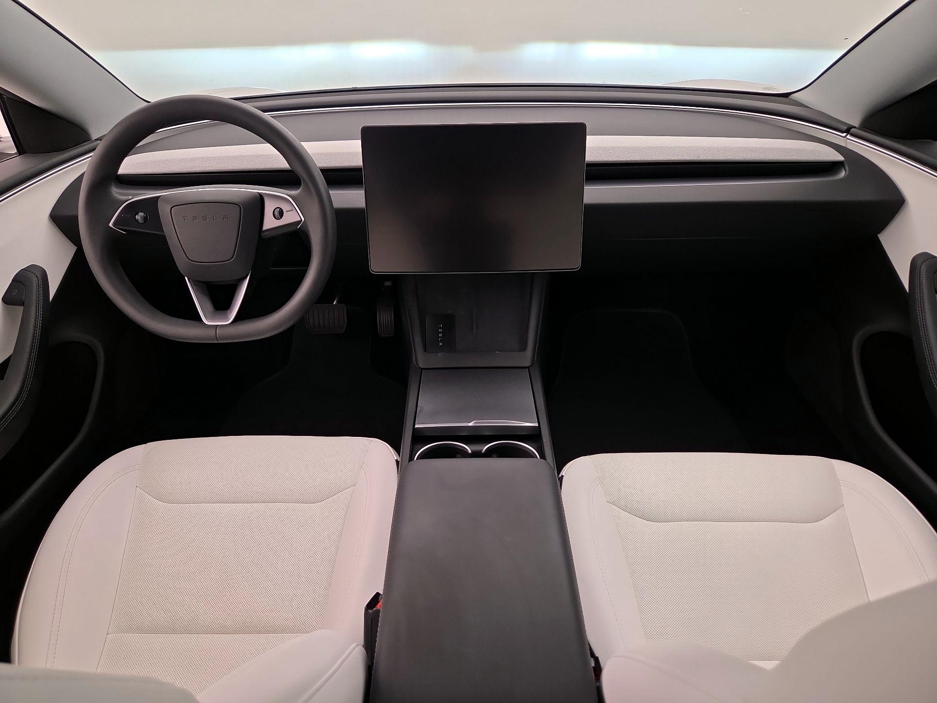Thumbnail: 2024 Tesla Model 3 - 9