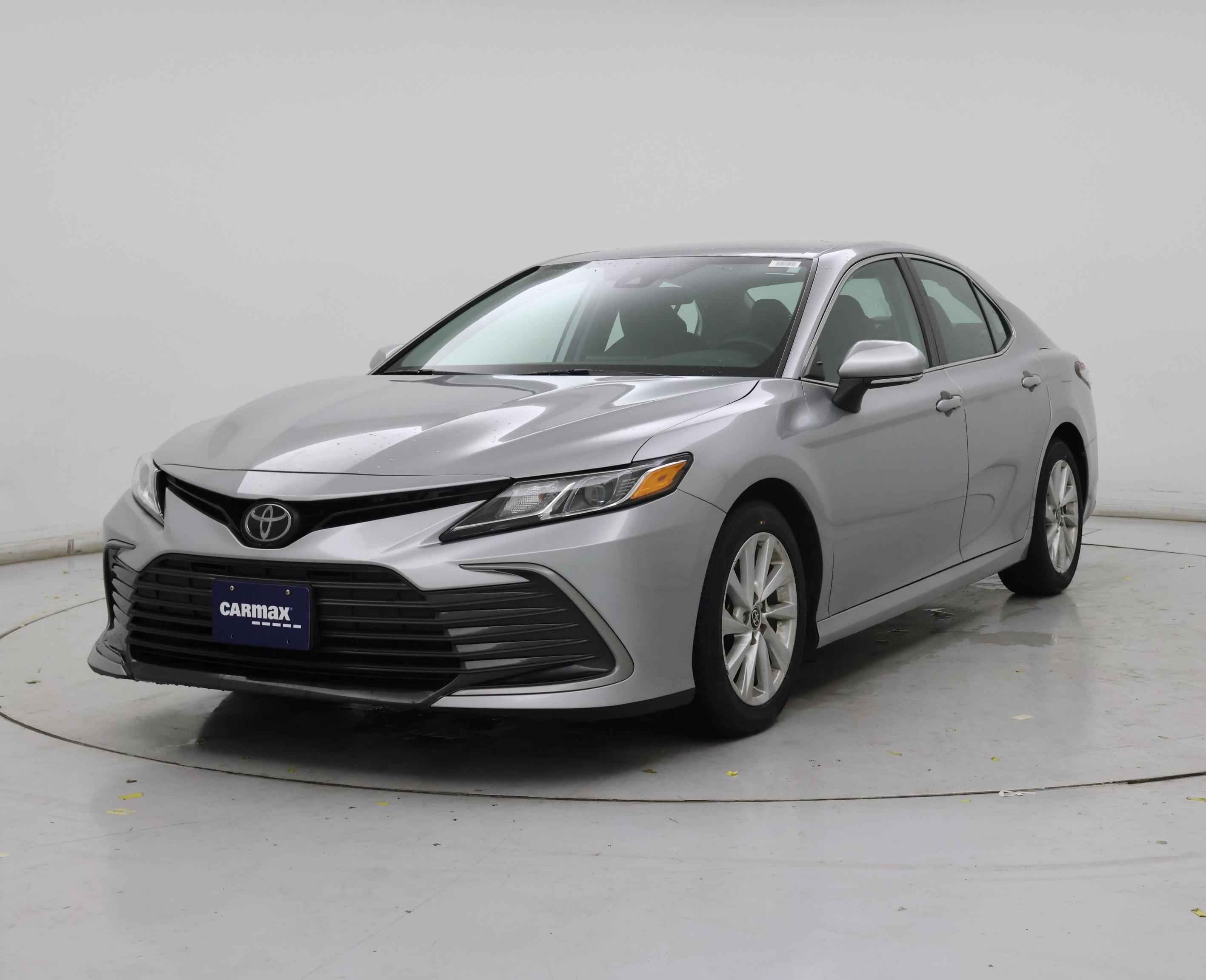 Thumbnail: 2023 Toyota Camry - 4