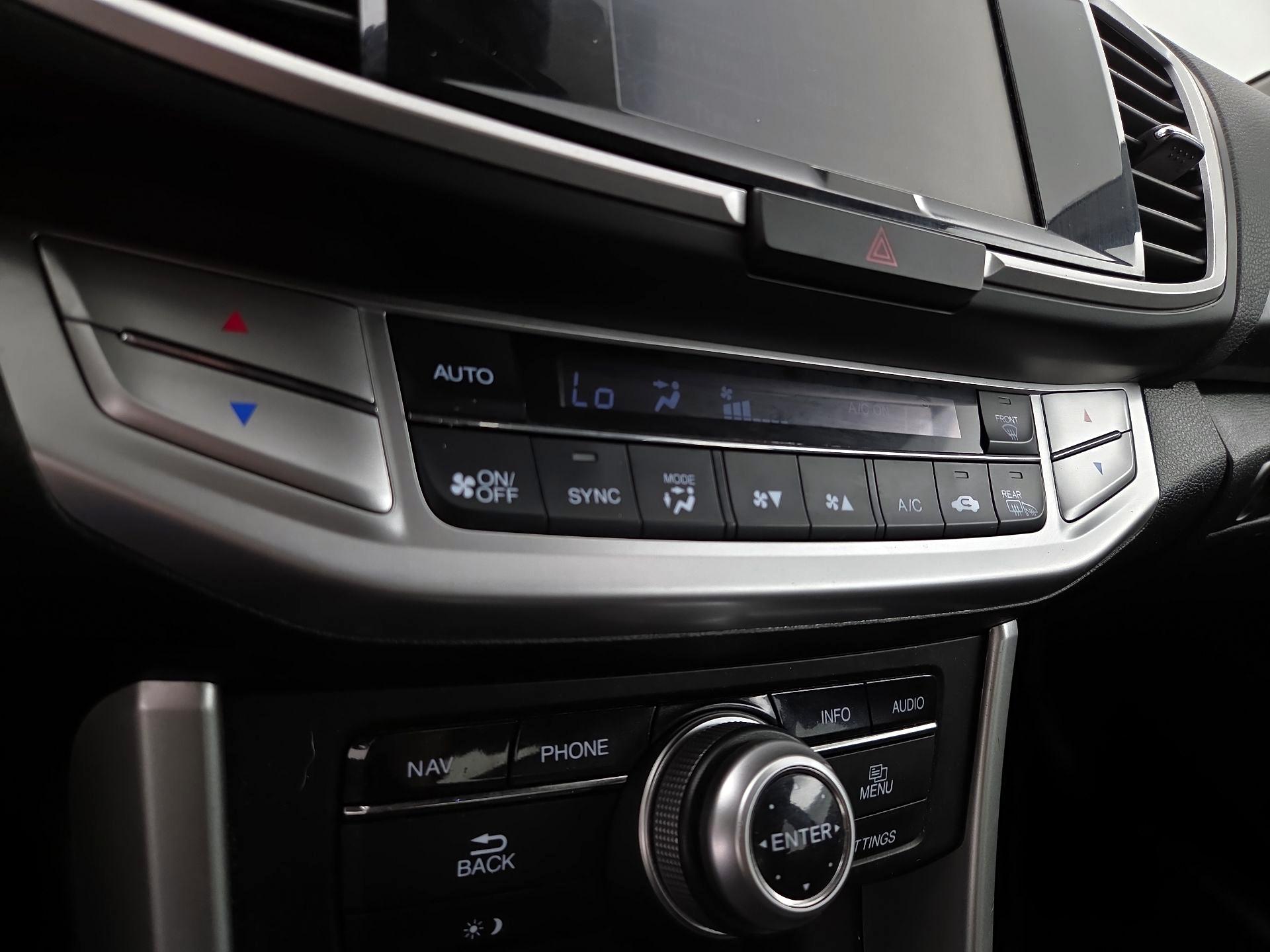 Thumbnail: 2015 Honda Accord - 16