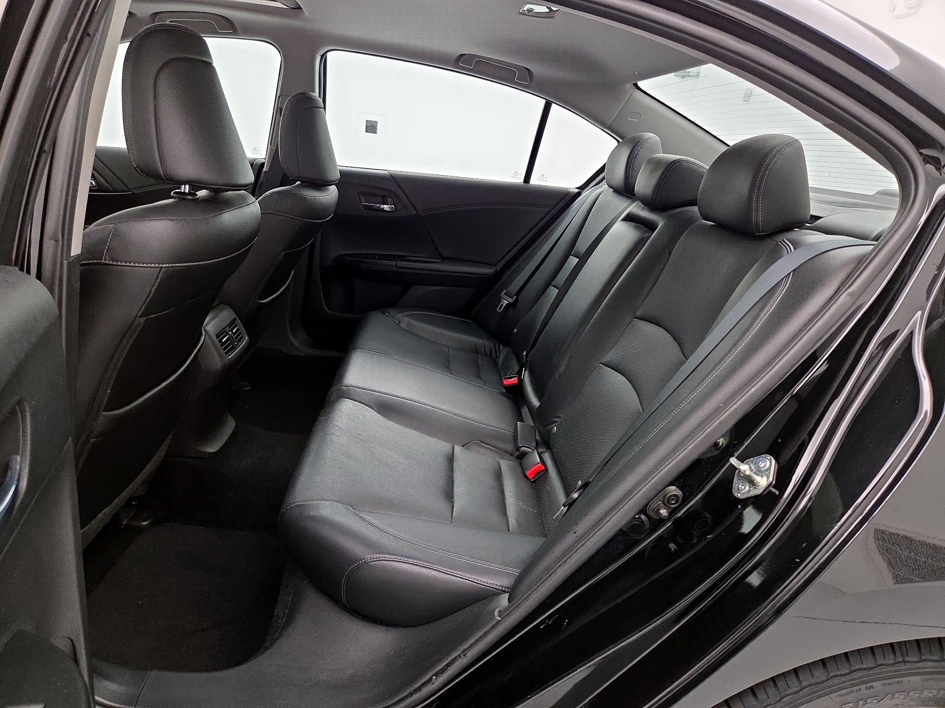 Thumbnail: 2015 Honda Accord - 20