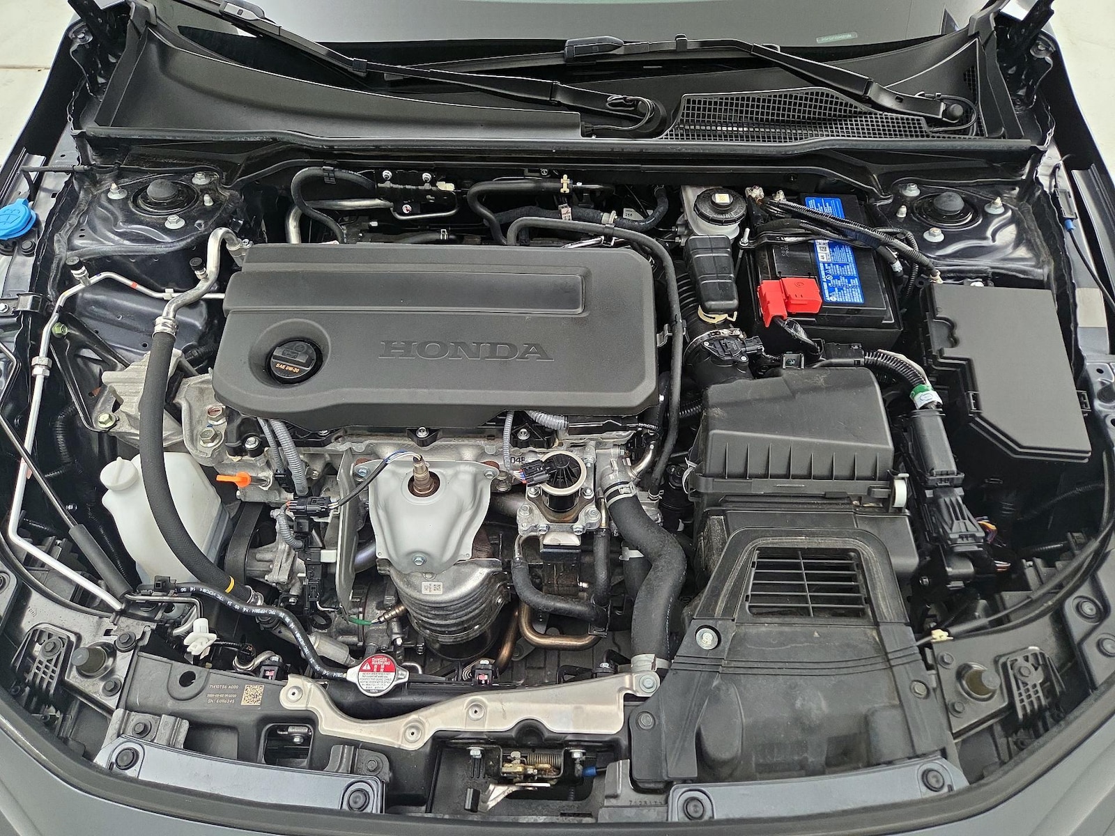 2025 Honda Civic Sport - Photo 22